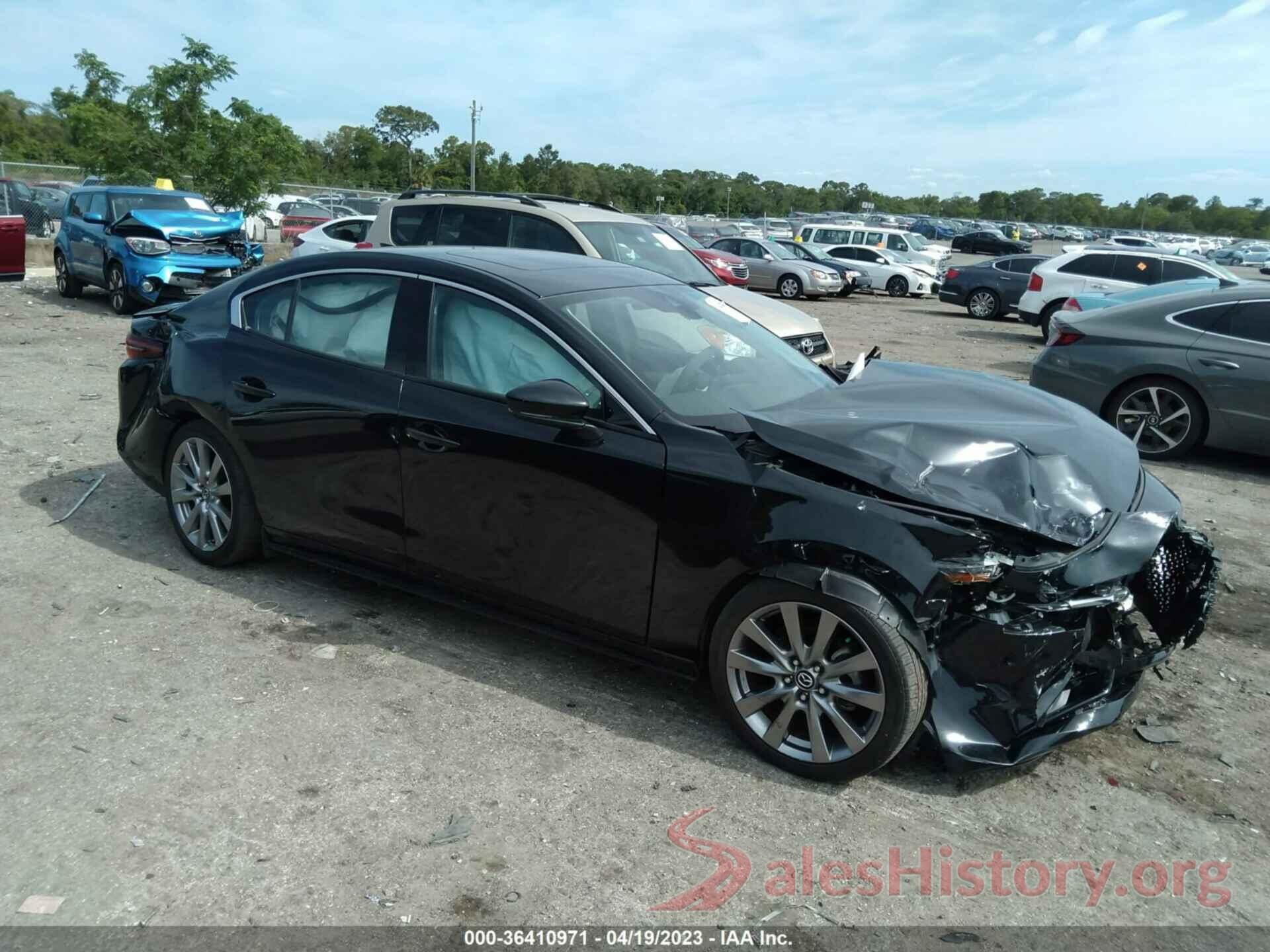 3MZBPAEM3KM104906 2019 MAZDA MAZDA3 SEDAN