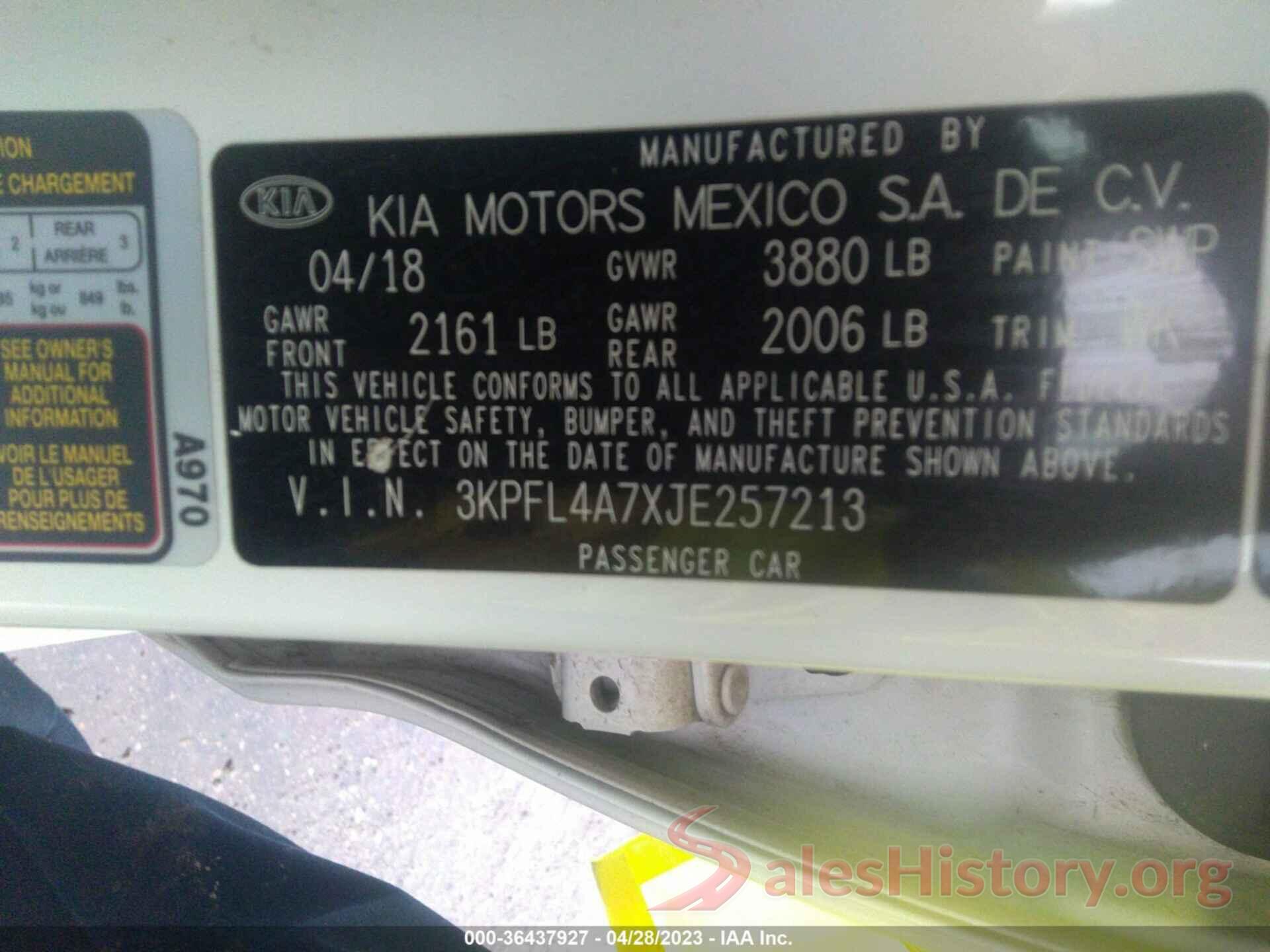 3KPFL4A7XJE257213 2018 KIA FORTE