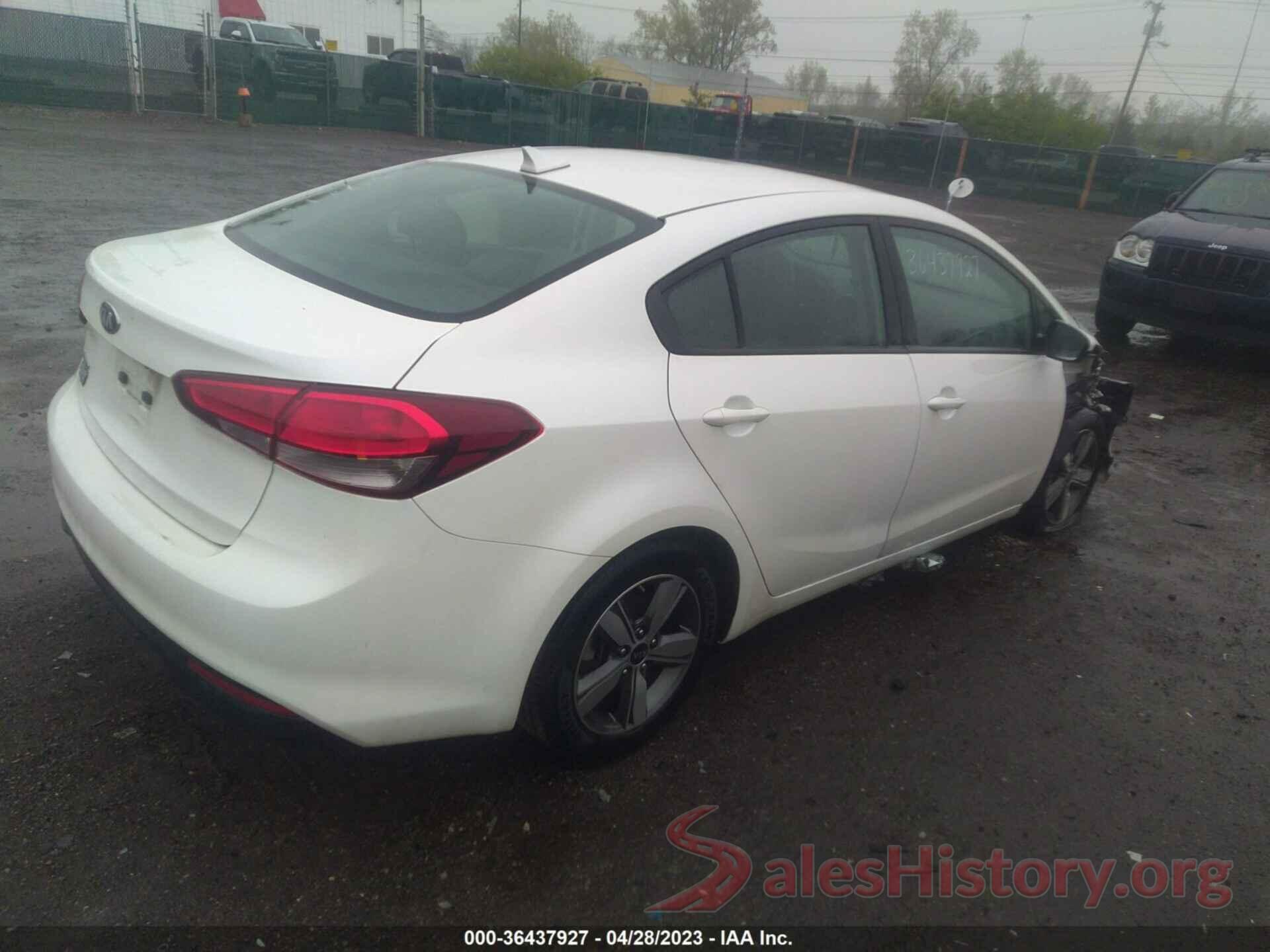 3KPFL4A7XJE257213 2018 KIA FORTE