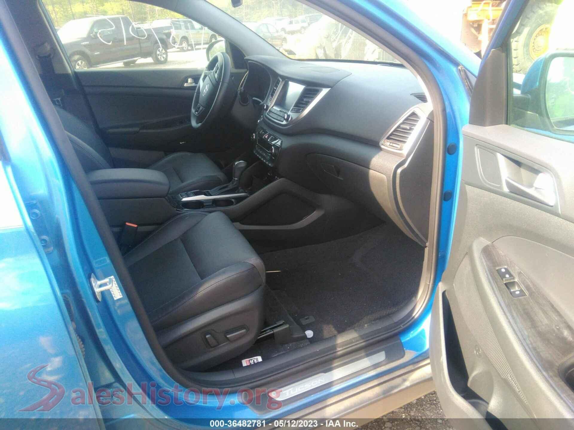2017 HYUNDAI TUCSON VIN KM8J3CA27HU303130, rear view