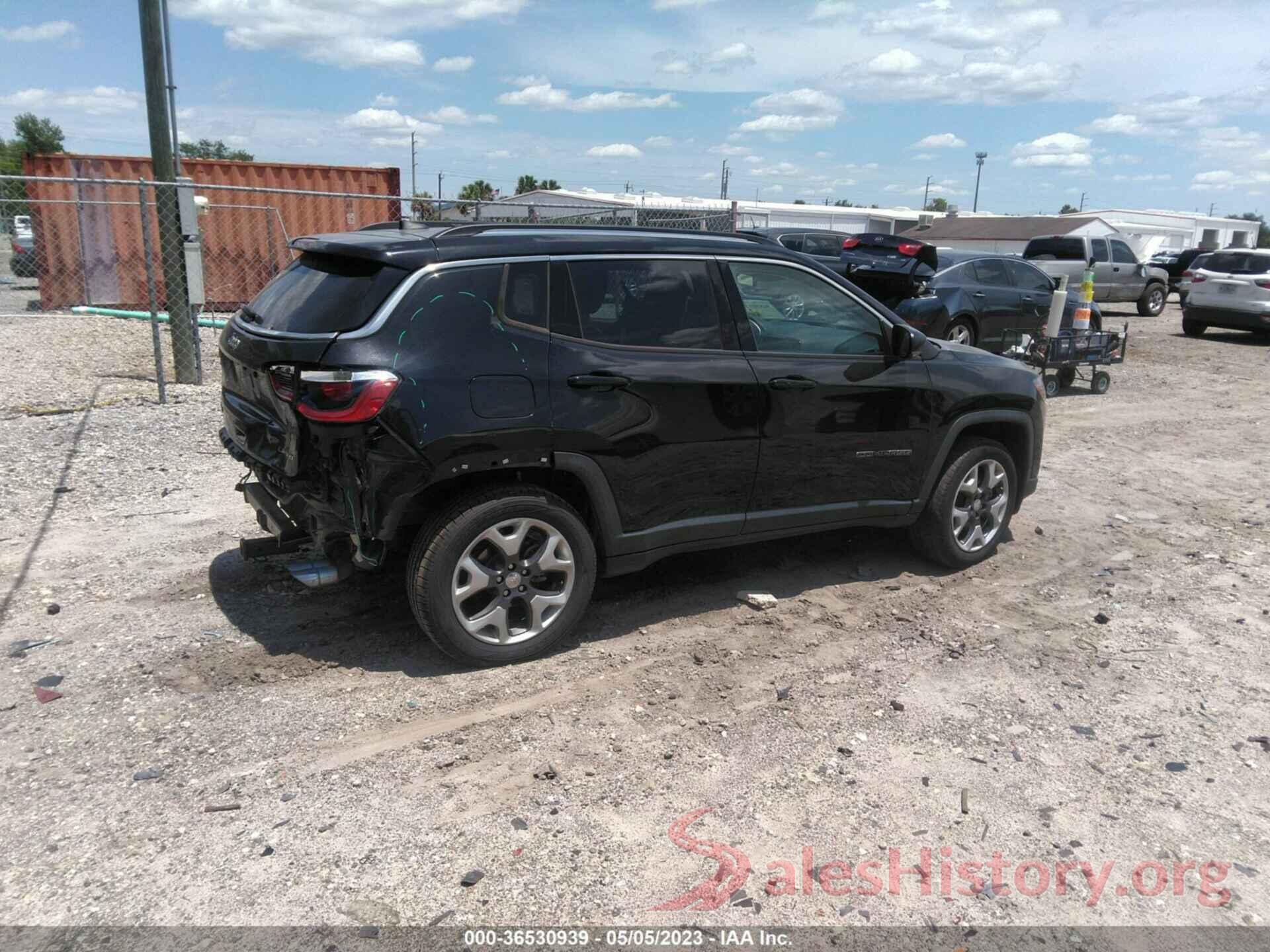 3C4NJDCBXJT332460 2018 JEEP COMPASS