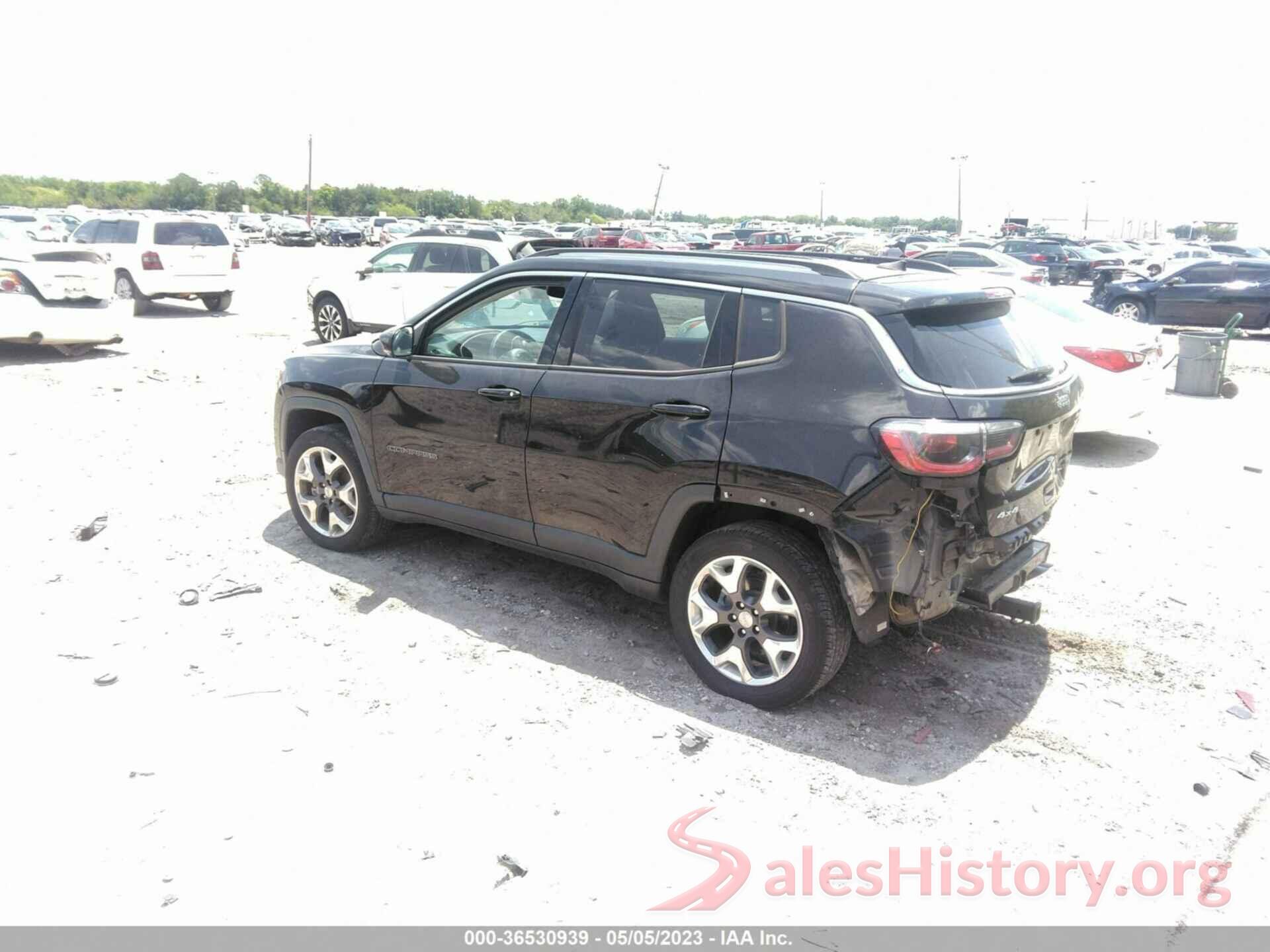 3C4NJDCBXJT332460 2018 JEEP COMPASS