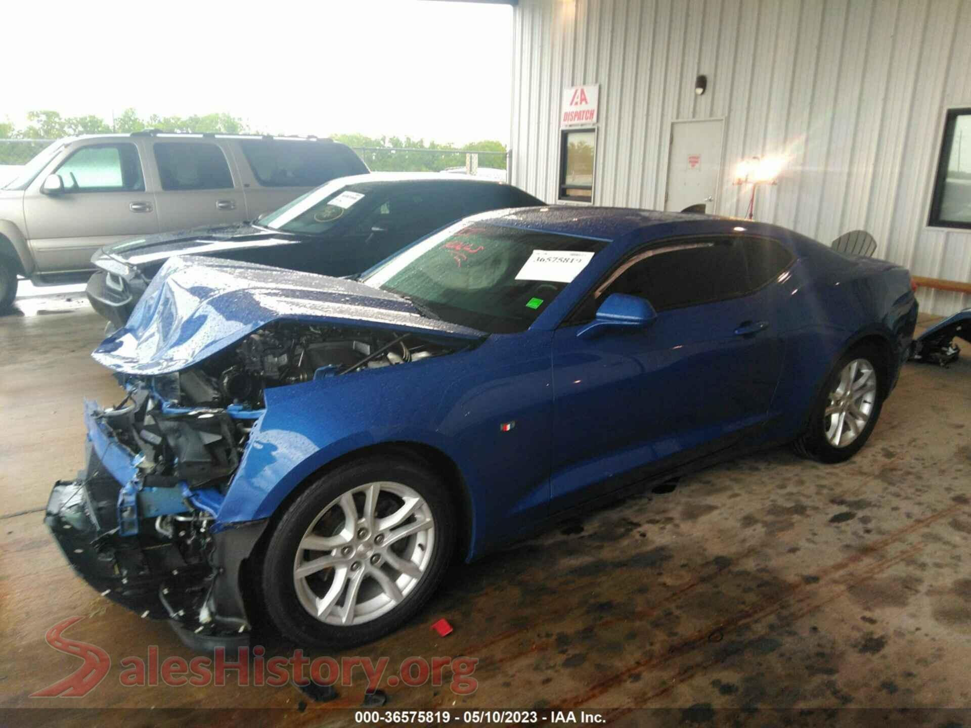 2019 CHEVROLET CAMARO VIN 1G1FA1RX5K0155023, front view