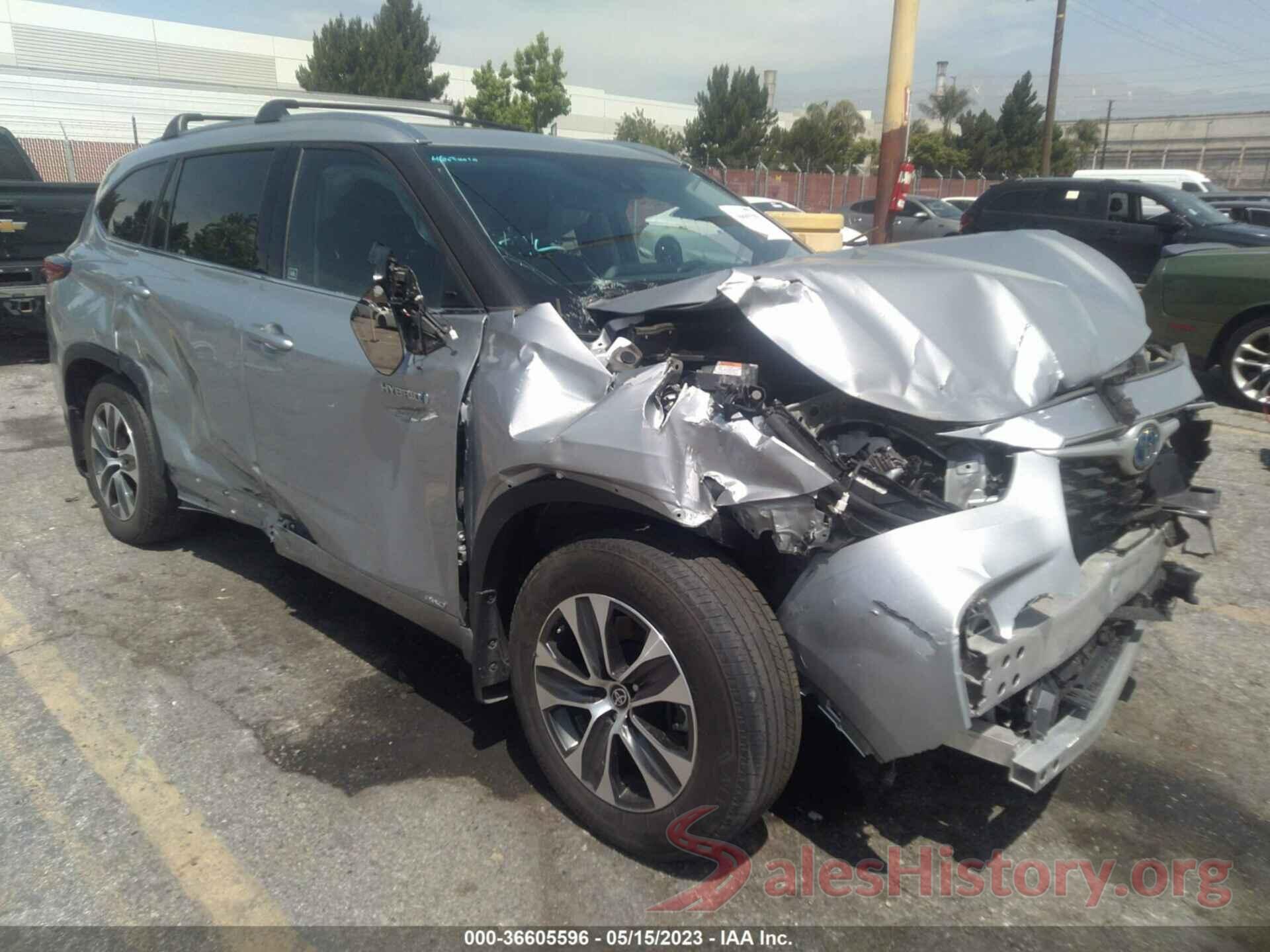 5TDHBRCH1MS526577 2021 TOYOTA HIGHLANDER