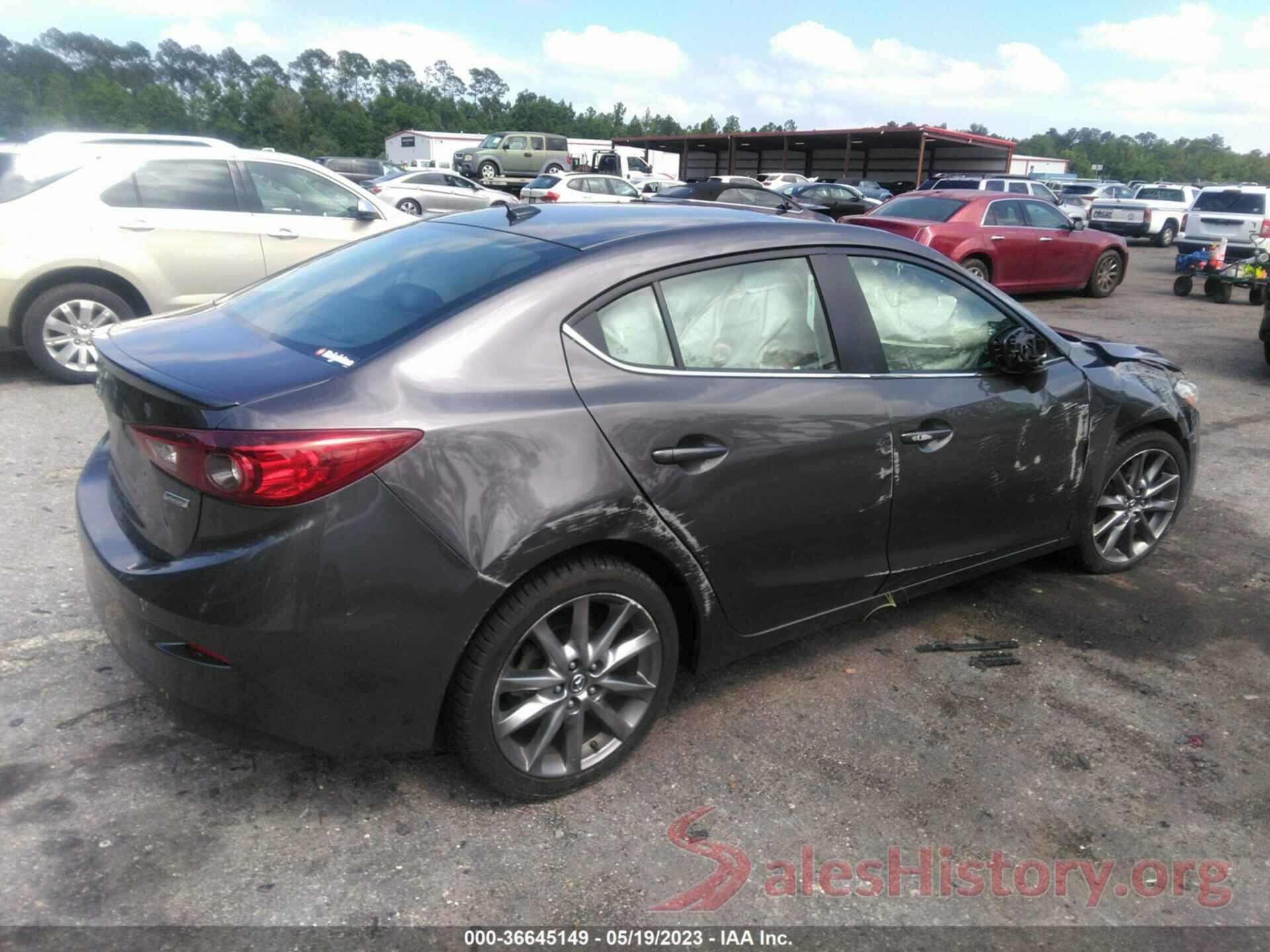 3MZBN1V30JM263801 2018 MAZDA MAZDA3 4-DOOR