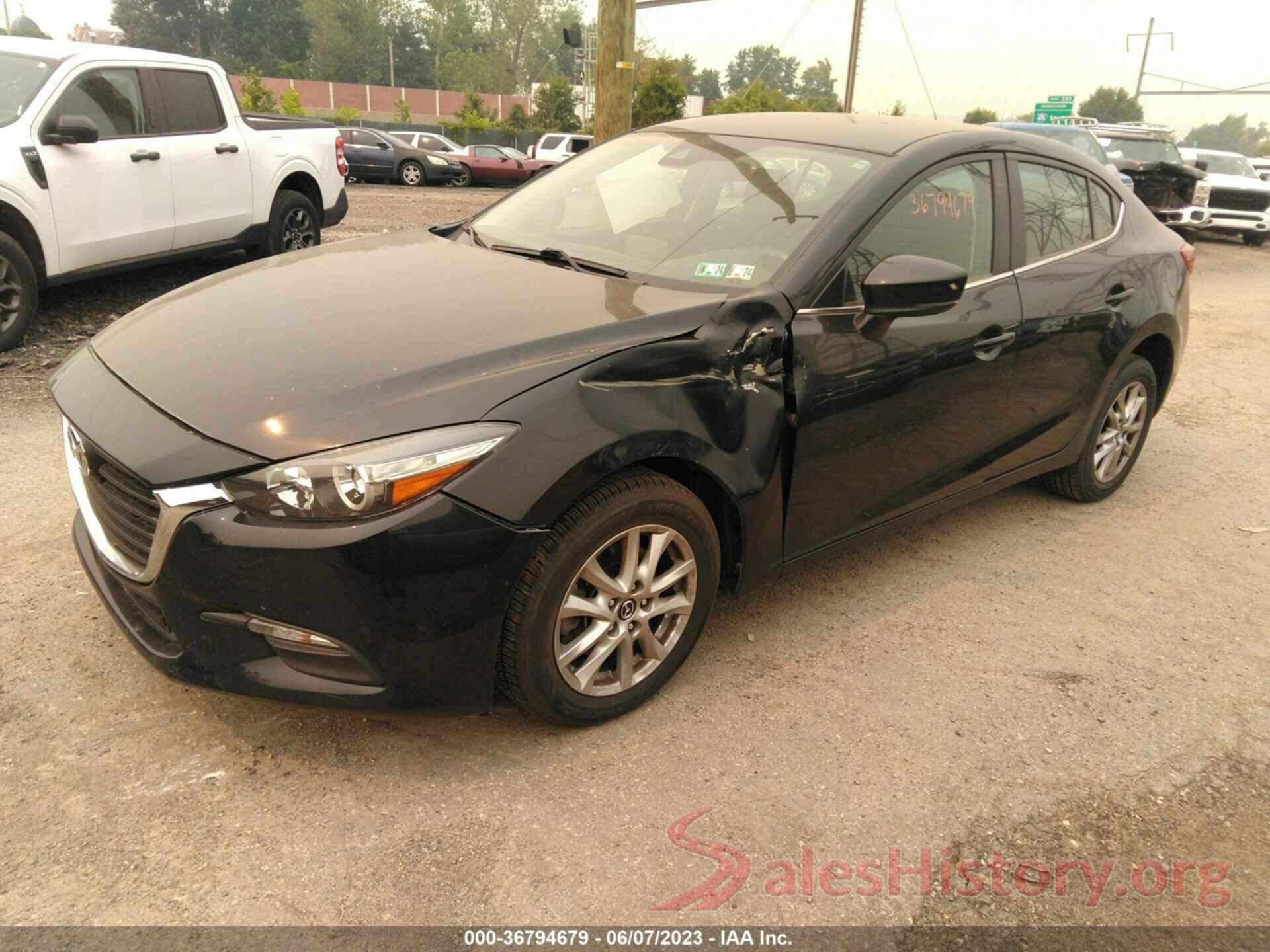 3MZBN1U72JM165907 2018 MAZDA MAZDA3 4-DOOR