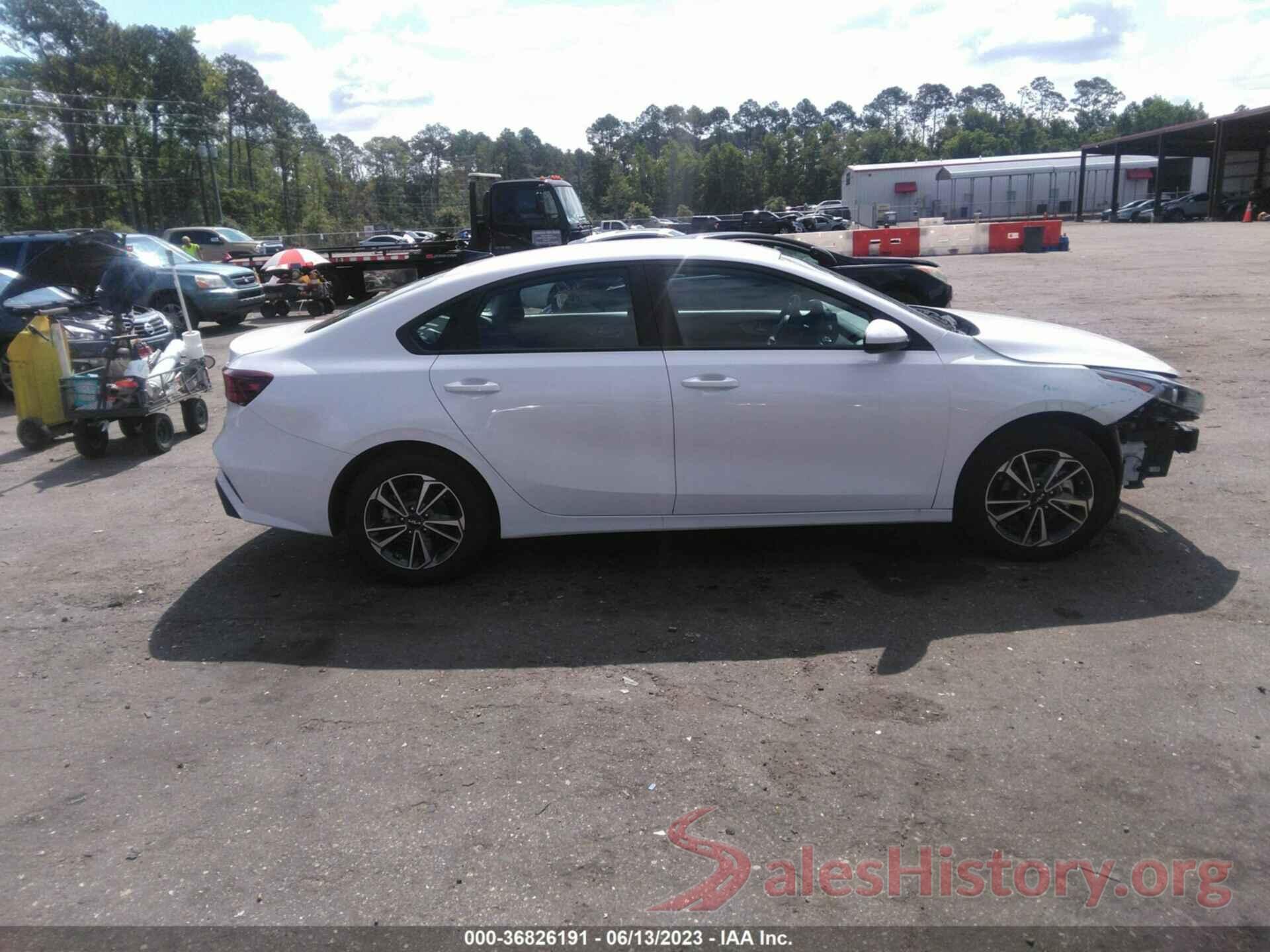 3KPF24AD3PE585705 2023 KIA FORTE