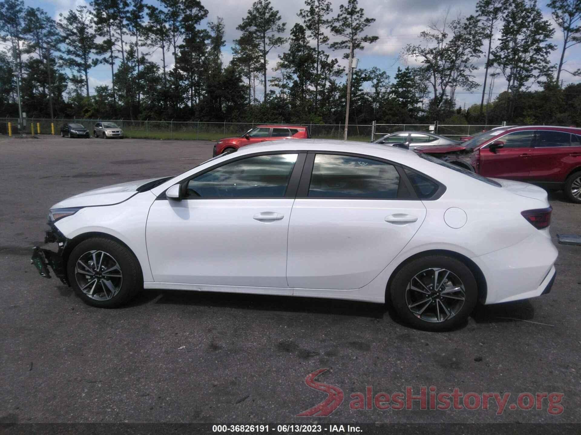 3KPF24AD3PE585705 2023 KIA FORTE