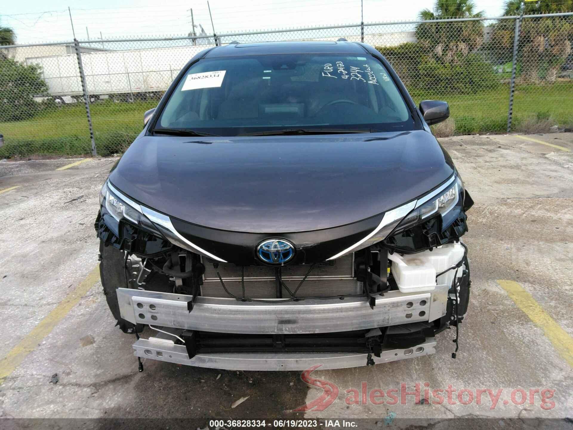 5TDYRKEC3MS073244 2021 TOYOTA SIENNA