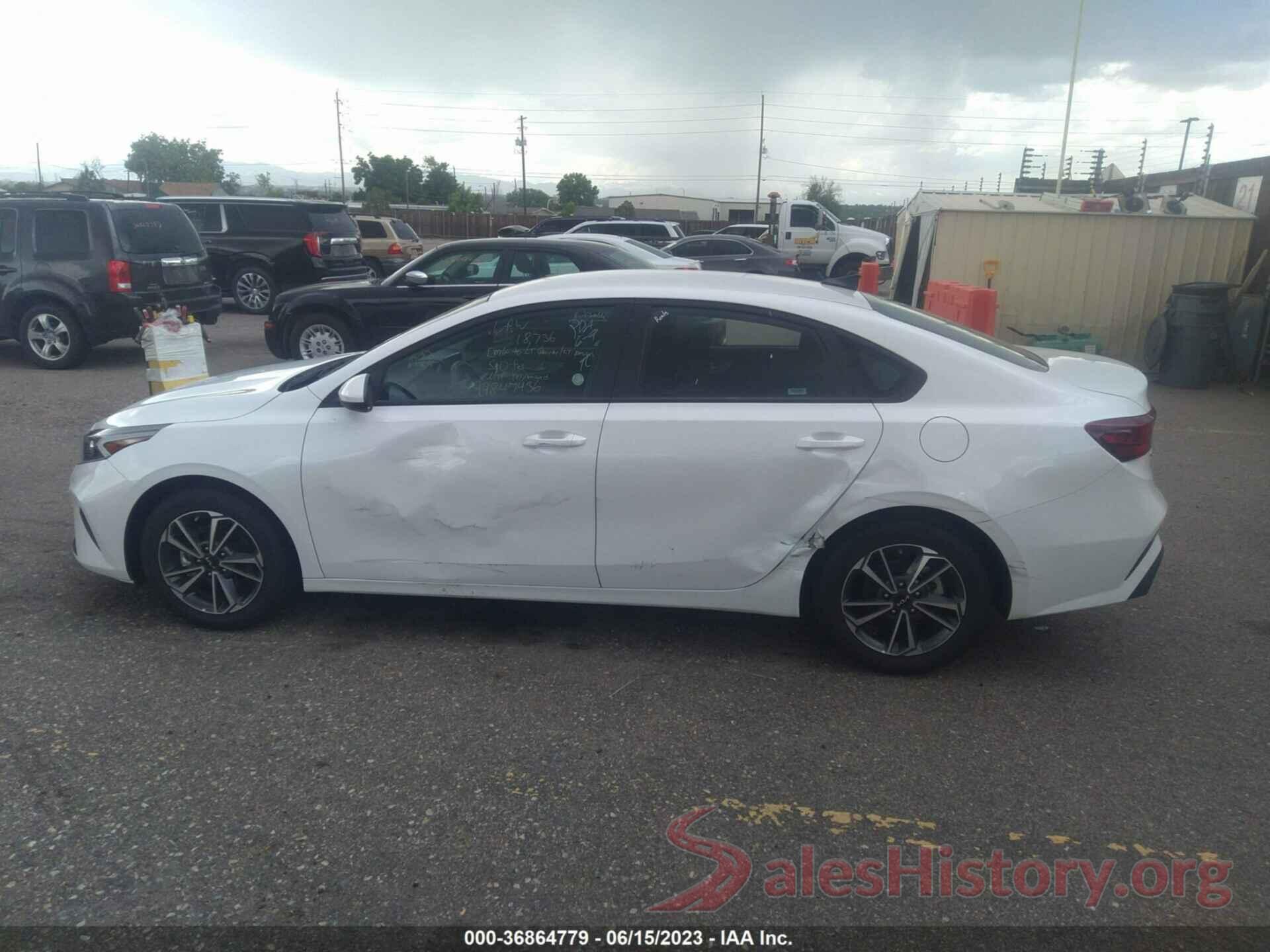 3KPF24AD1NE479413 2022 KIA FORTE