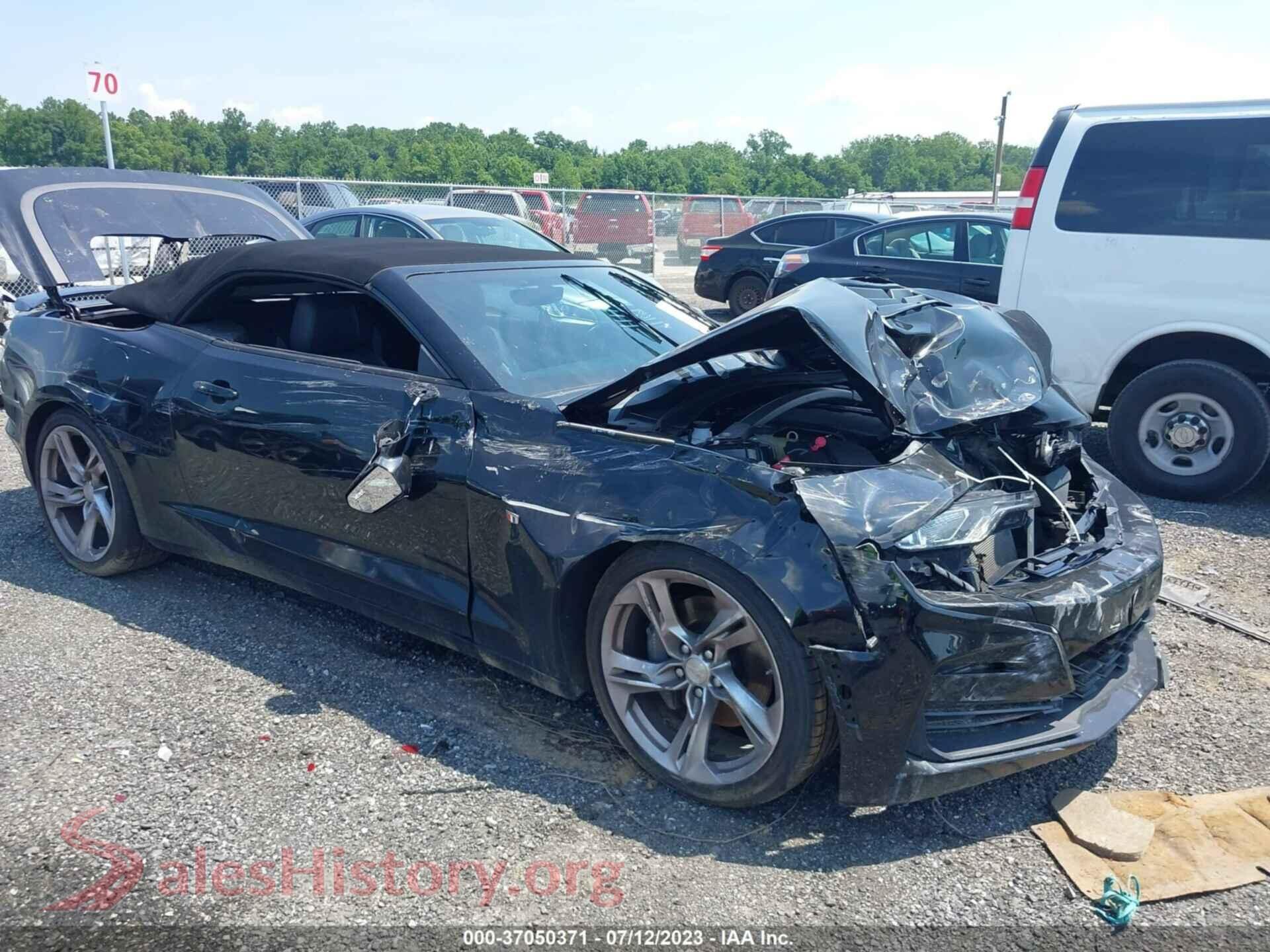 2020 CHEVROLET CAMARO VIN 1G1FH3D76L0122547, auction photo