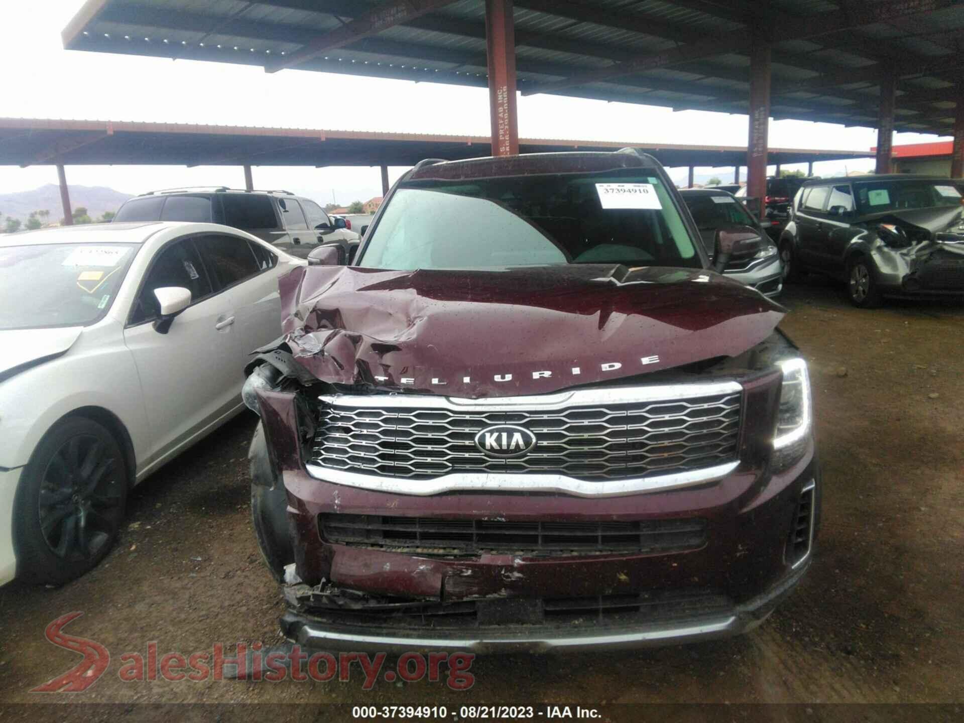 2020 KIA TELLURIDE VIN 5XYP64HC3LG028943, damage close-up