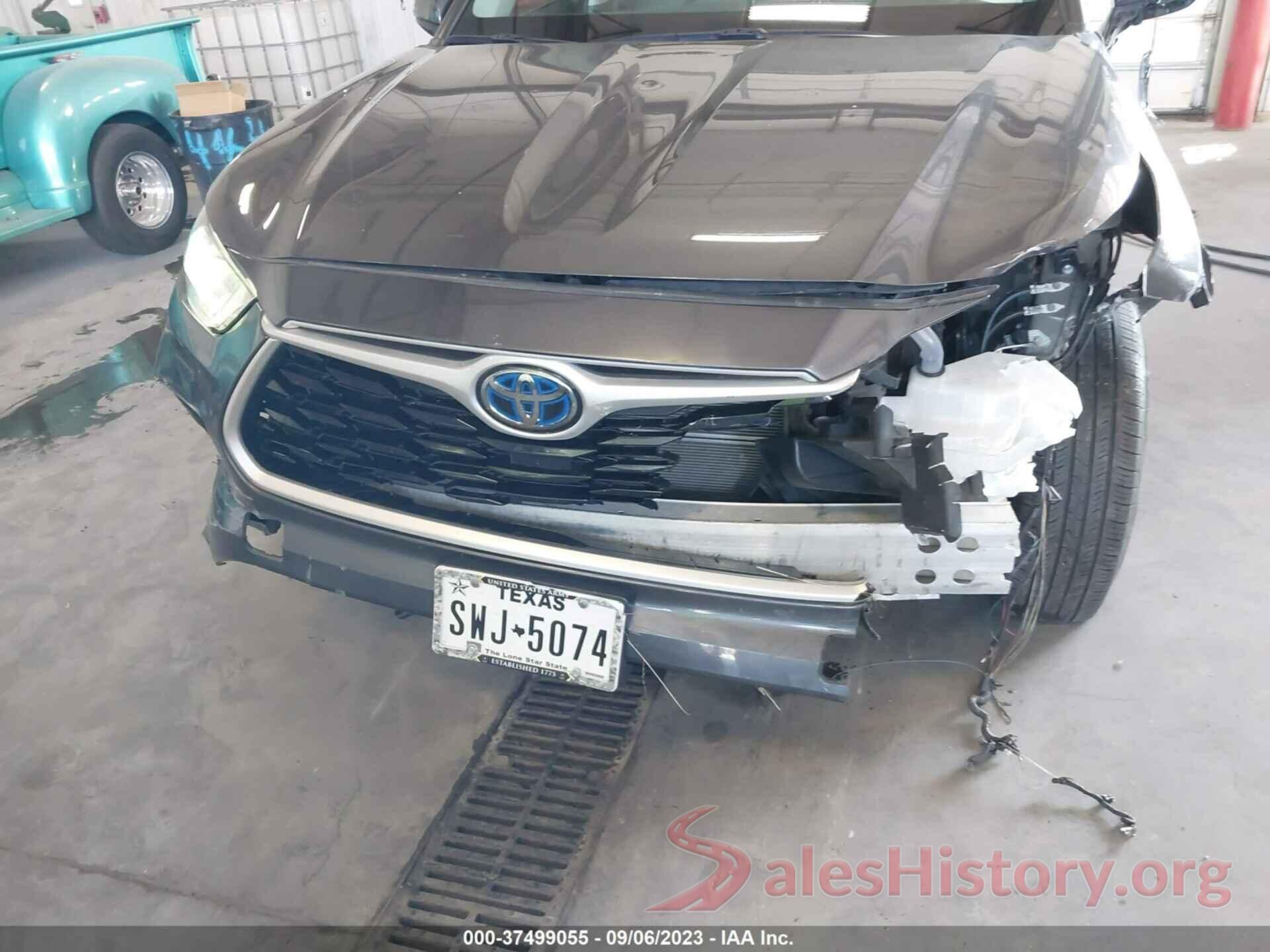 5TDGBRCHXNS541513 2022 TOYOTA HIGHLANDER