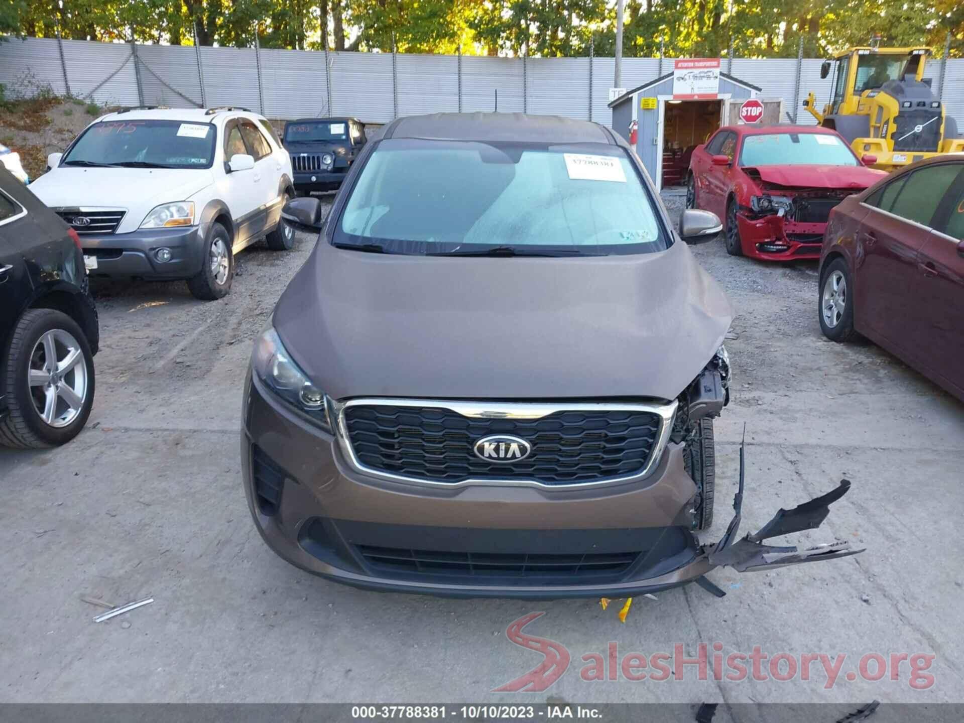 5XYPGDA39KG525615 2019 KIA SORENTO