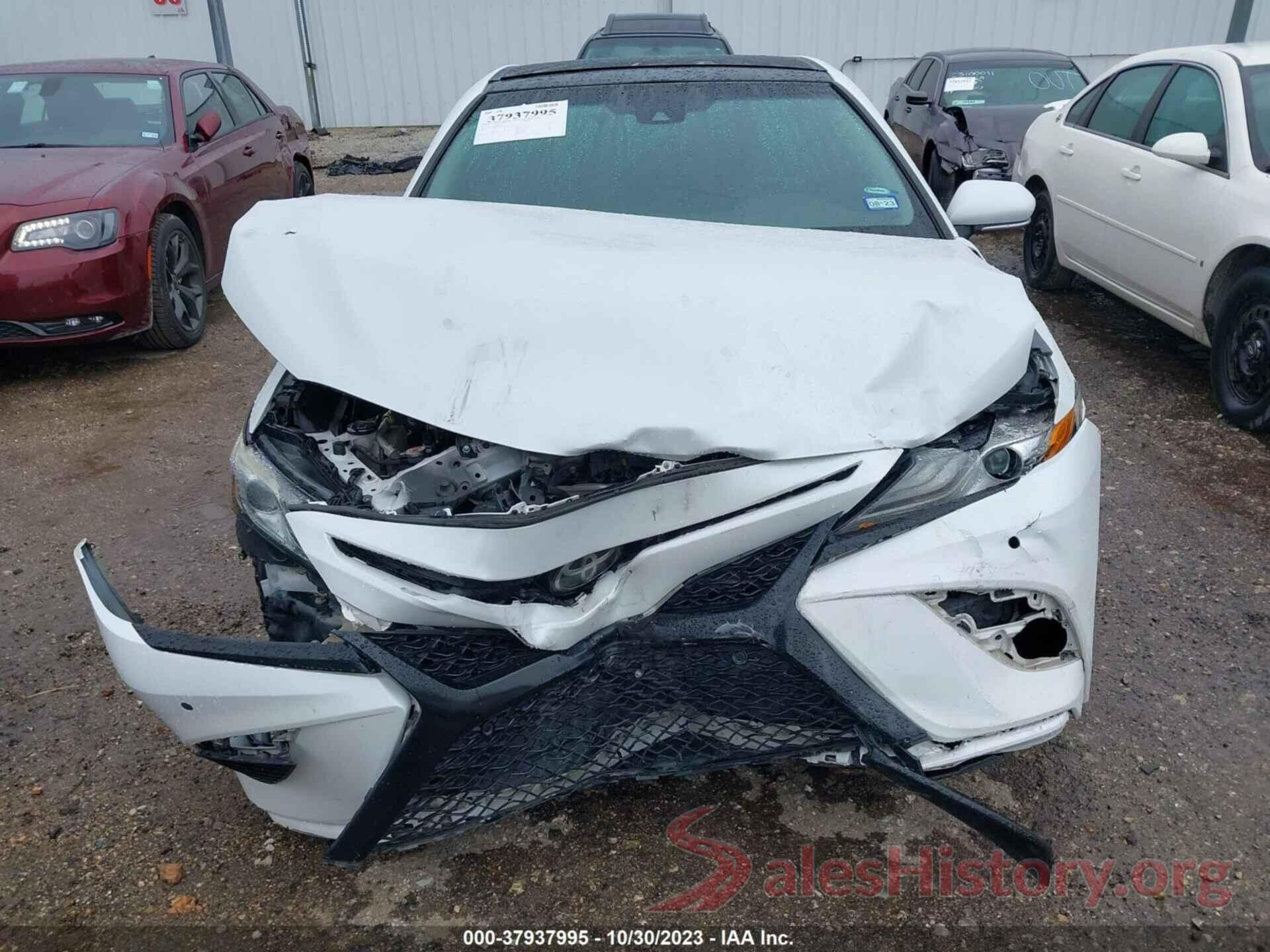 4T1B61HK5JU642271 2018 TOYOTA CAMRY