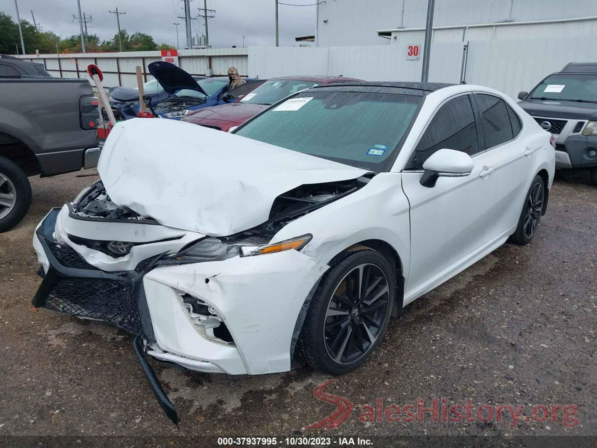 4T1B61HK5JU642271 2018 TOYOTA CAMRY