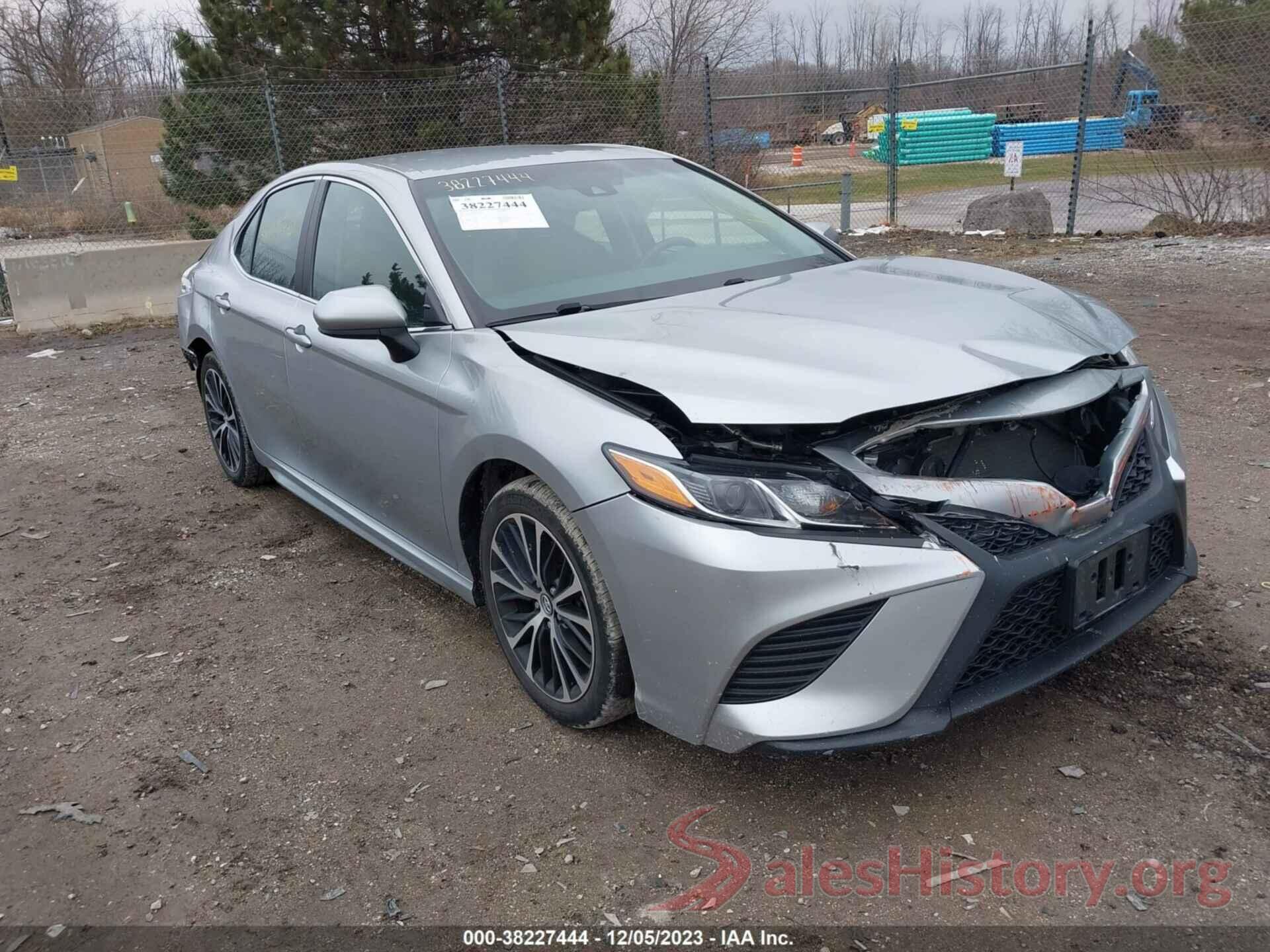 4T1B11HK7JU534474 2018 TOYOTA CAMRY