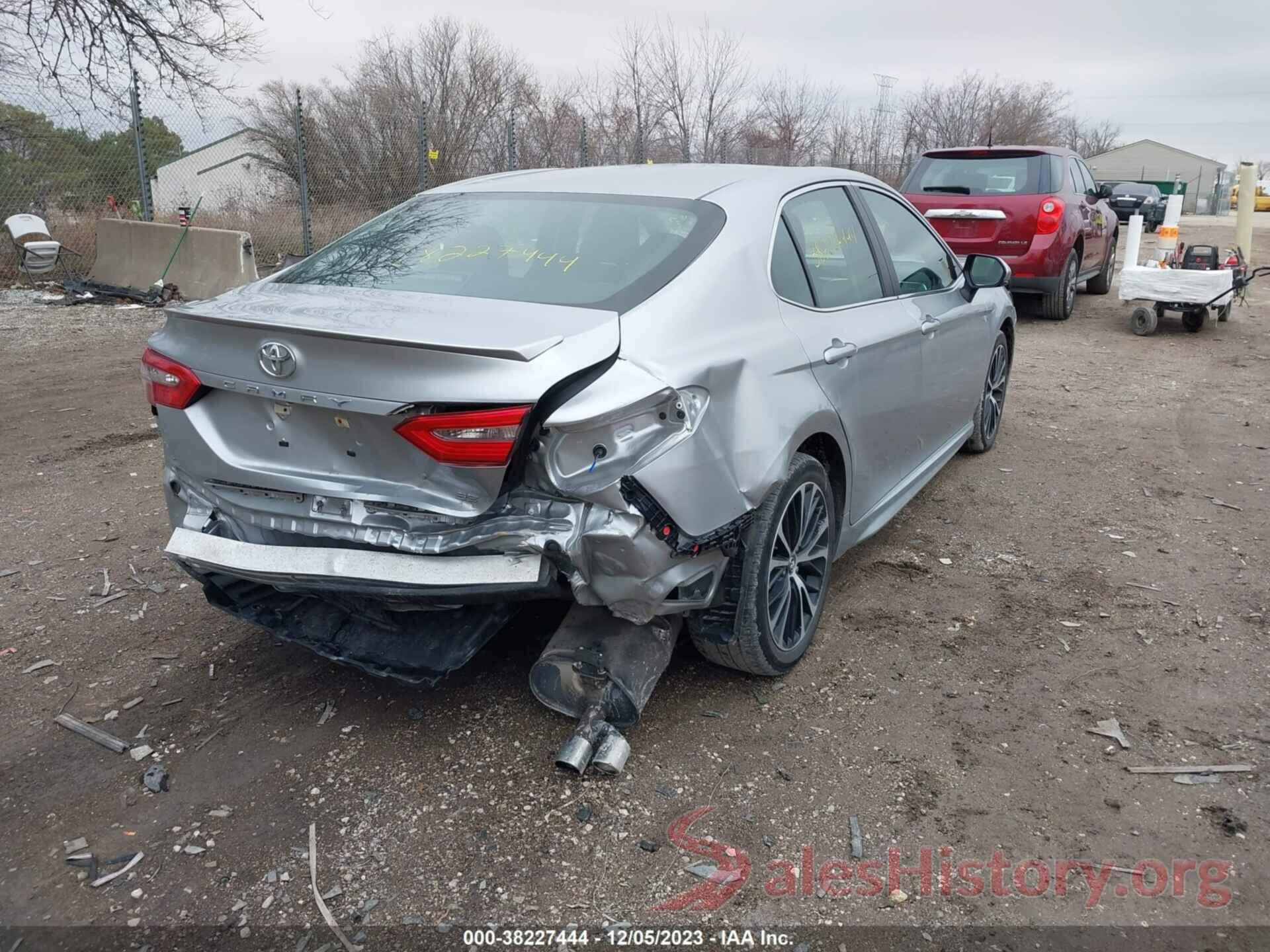 4T1B11HK7JU534474 2018 TOYOTA CAMRY