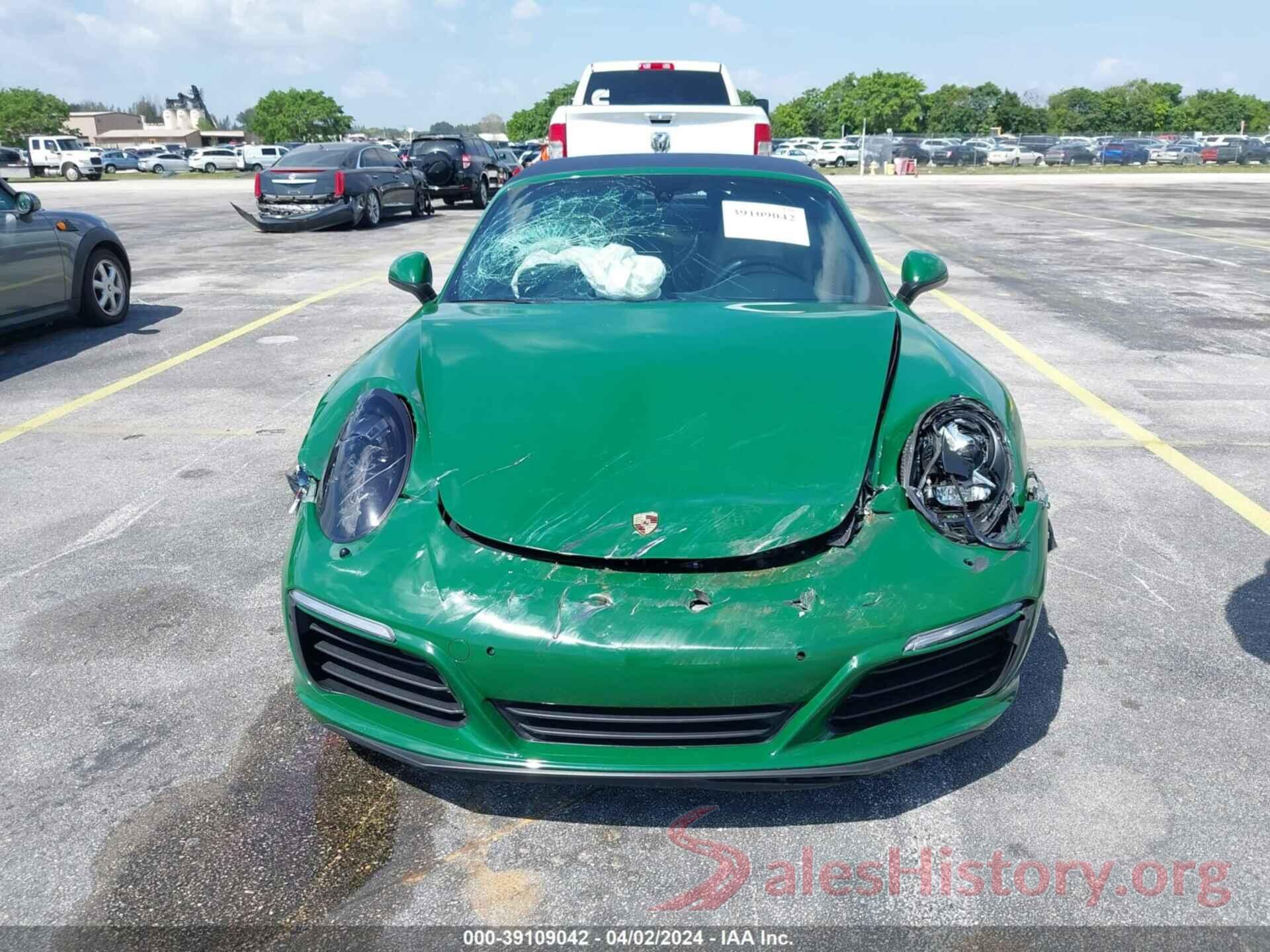 WP0CA2A94HS142371 2017 PORSCHE 911