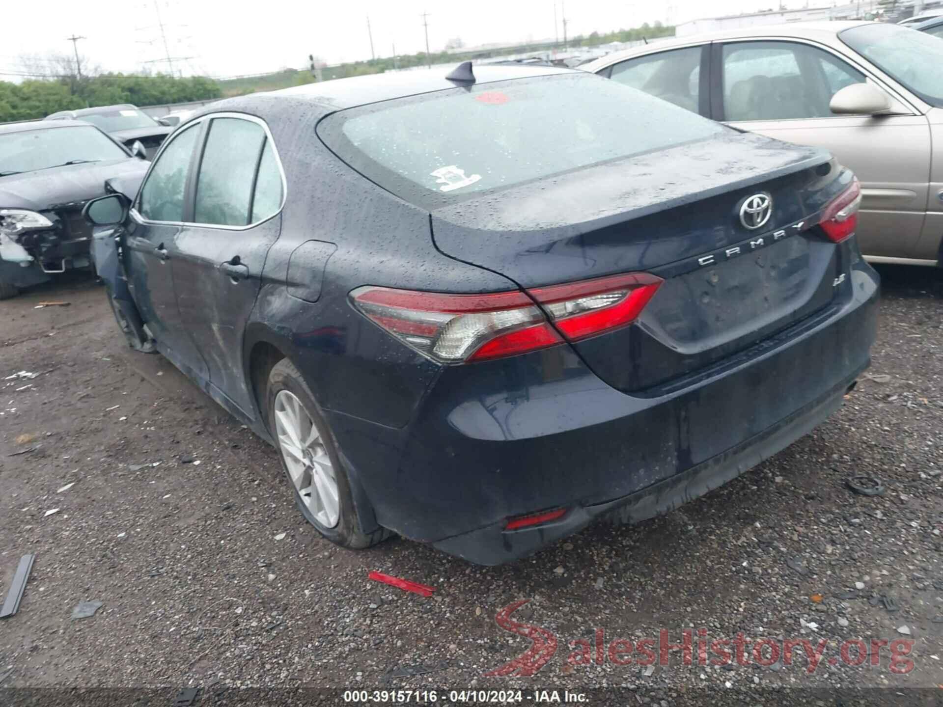 4T1R11AK8NU038548 2022 TOYOTA CAMRY