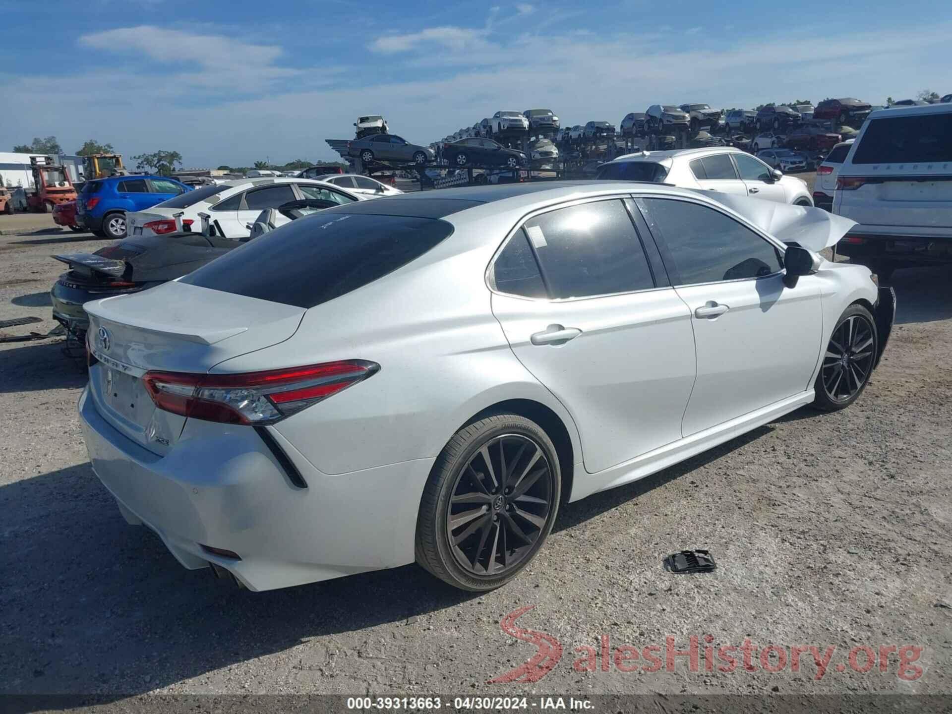 4T1B61HK8JU644824 2018 TOYOTA CAMRY