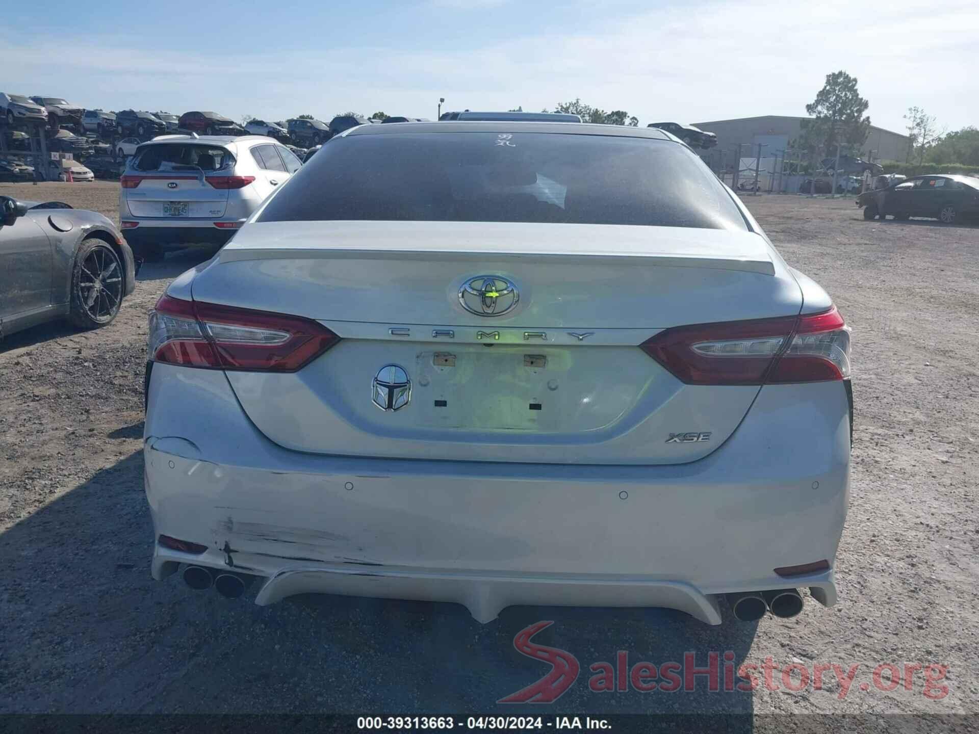 4T1B61HK8JU644824 2018 TOYOTA CAMRY