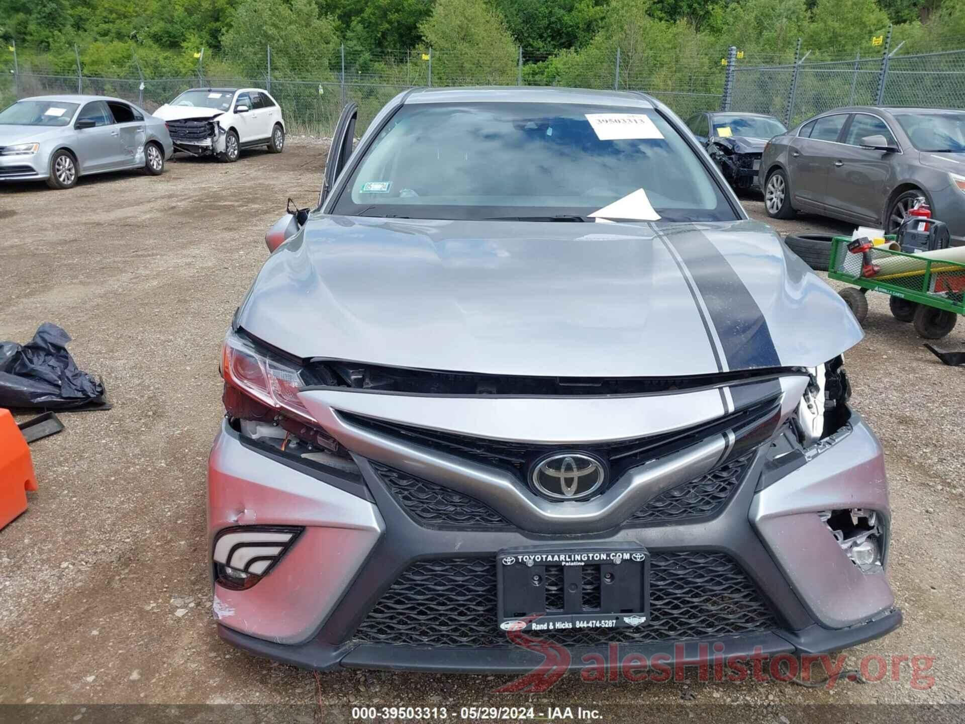 4T1B11HK1JU594685 2018 TOYOTA CAMRY