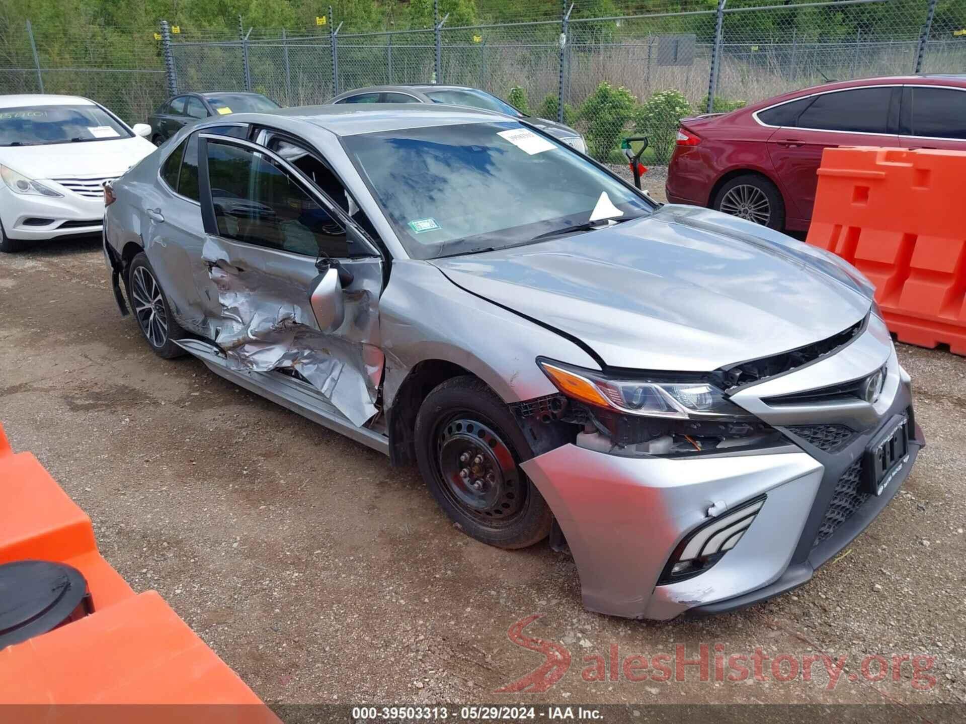 4T1B11HK1JU594685 2018 TOYOTA CAMRY