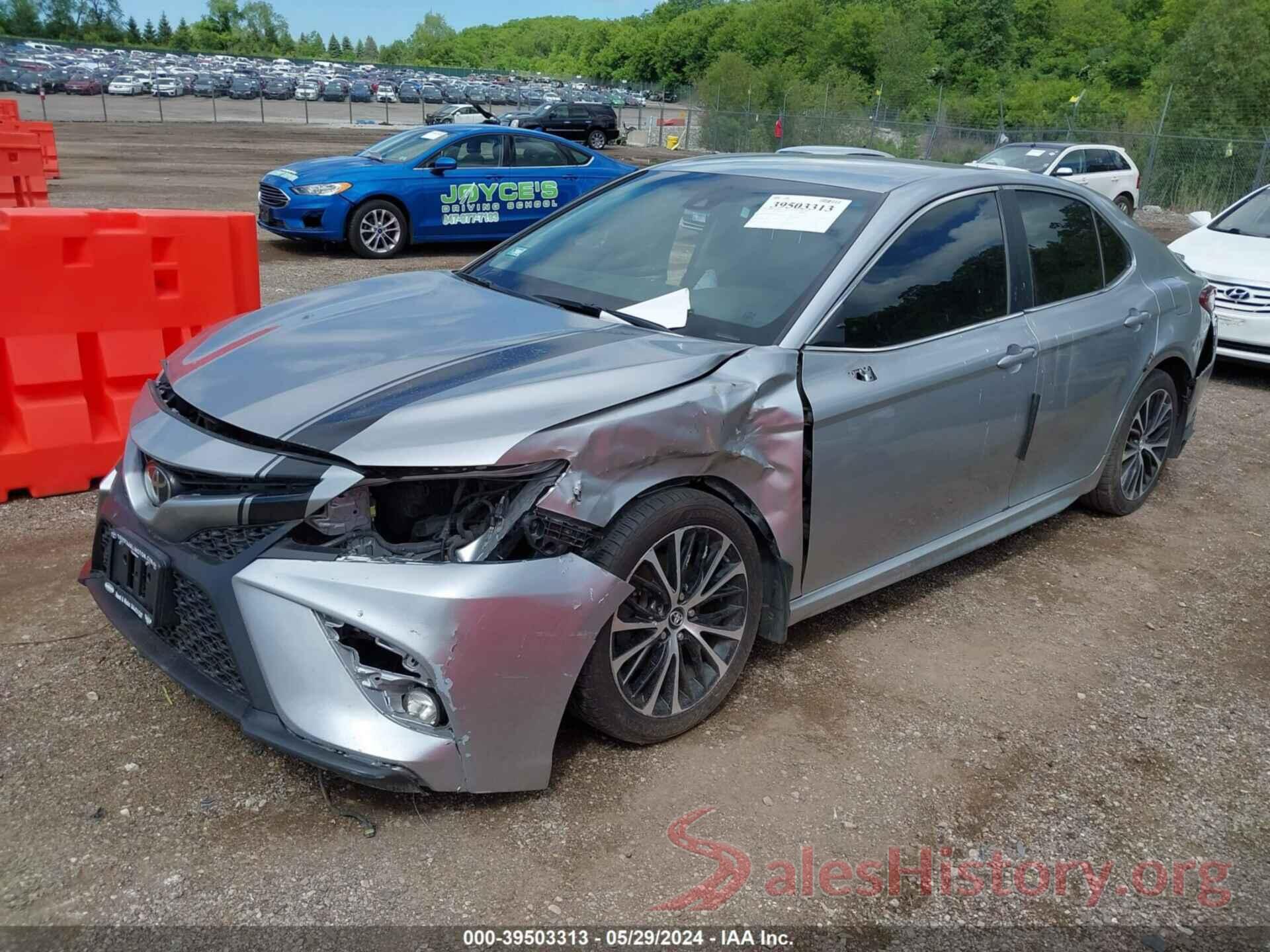 4T1B11HK1JU594685 2018 TOYOTA CAMRY