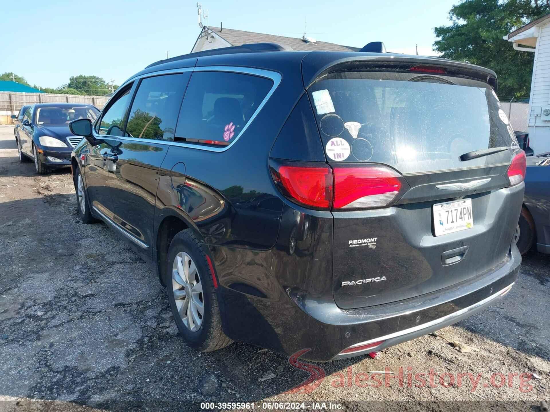 2C4RC1BG7HR669835 2017 CHRYSLER PACIFICA