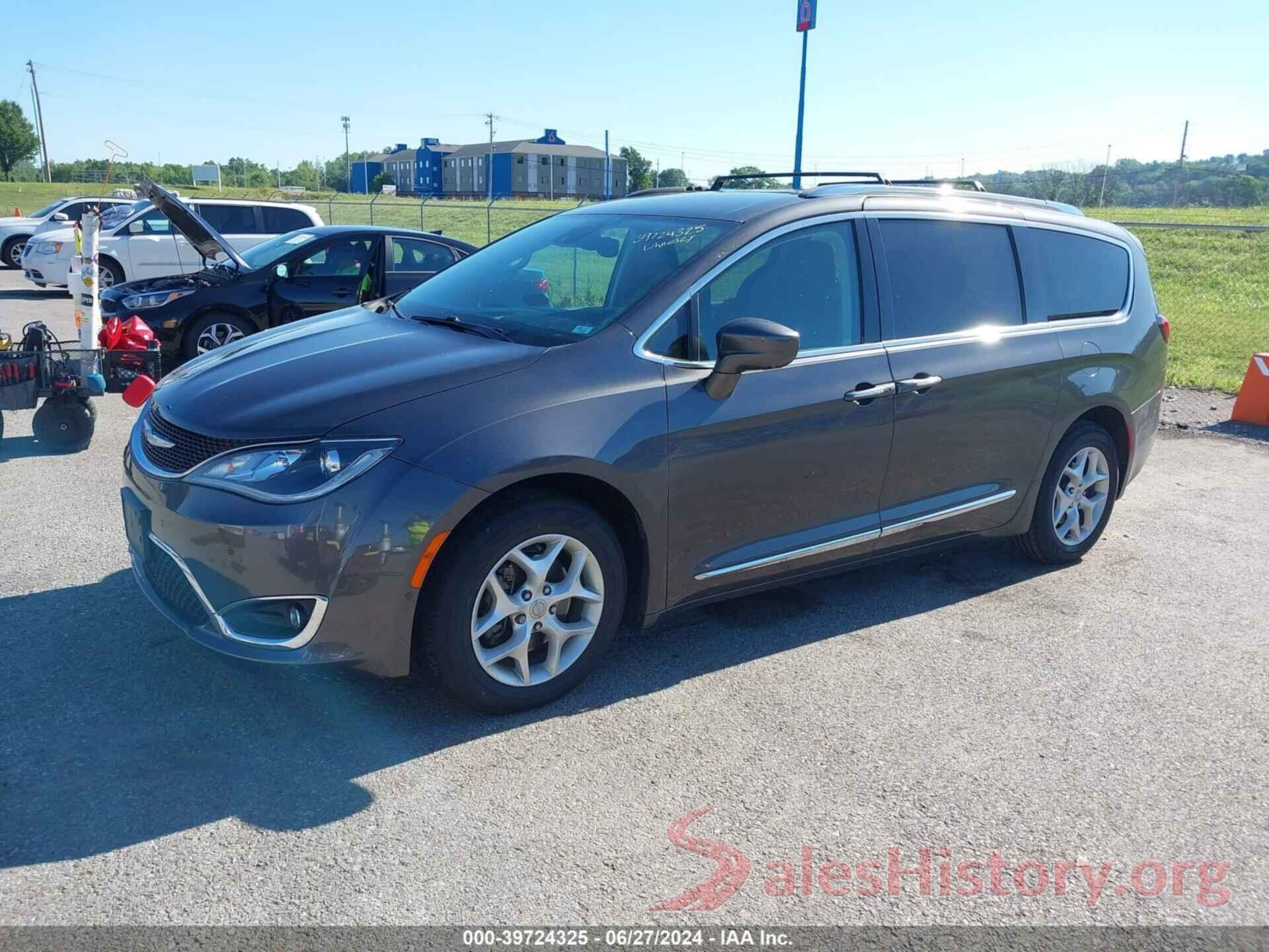 2C4RC1EG9HR722370 2017 CHRYSLER PACIFICA