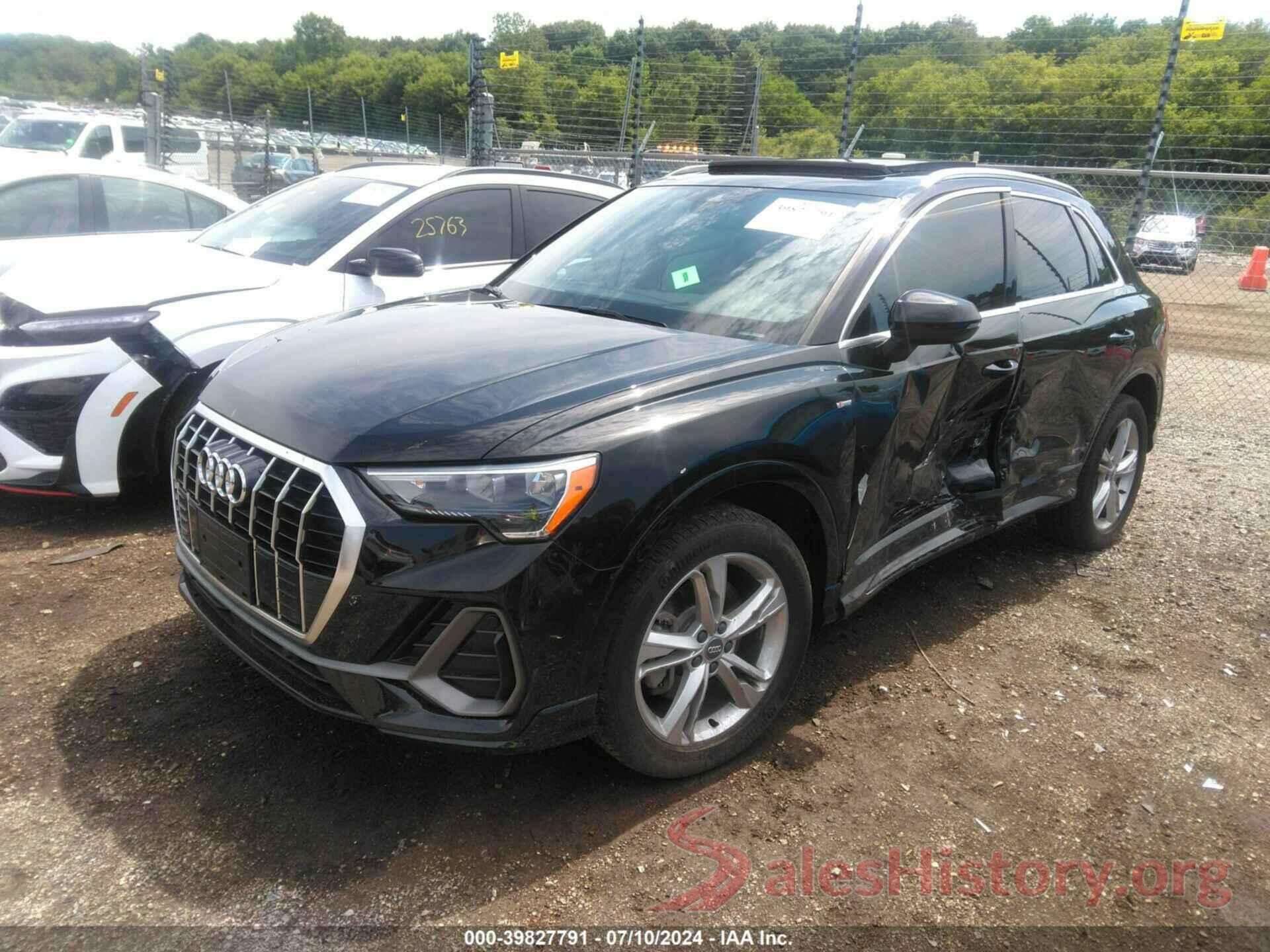 WA1DECF30M1006798 2021 AUDI Q3