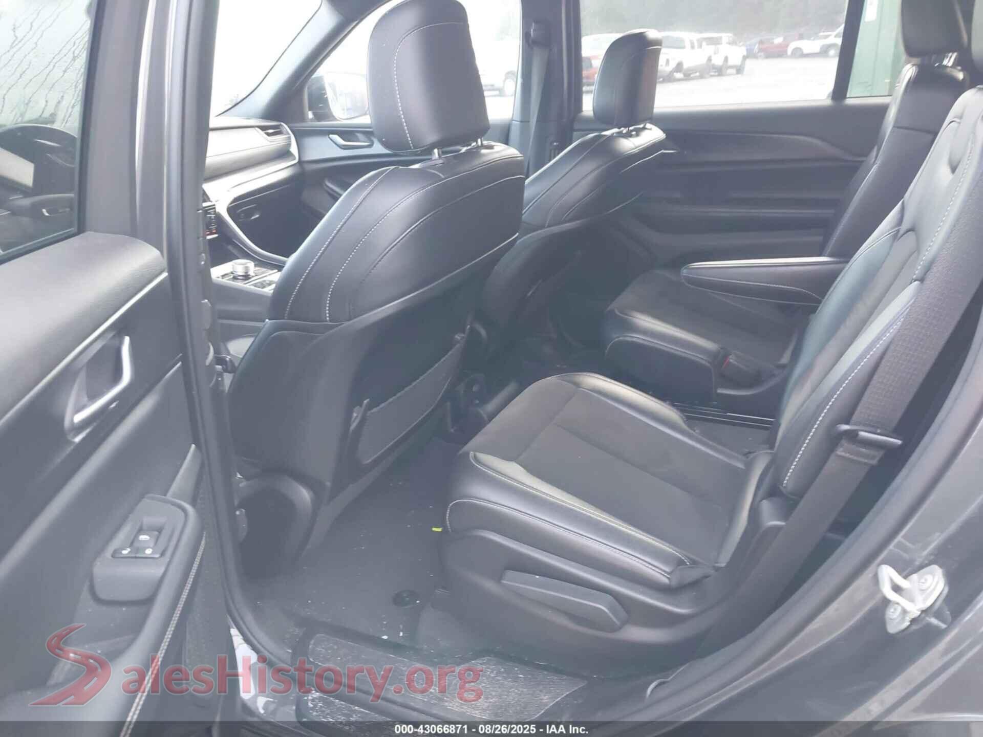 2023 JEEP GRAND CHEROKEE L VIN 1C4RJKAG0P8881659, front passenger side
