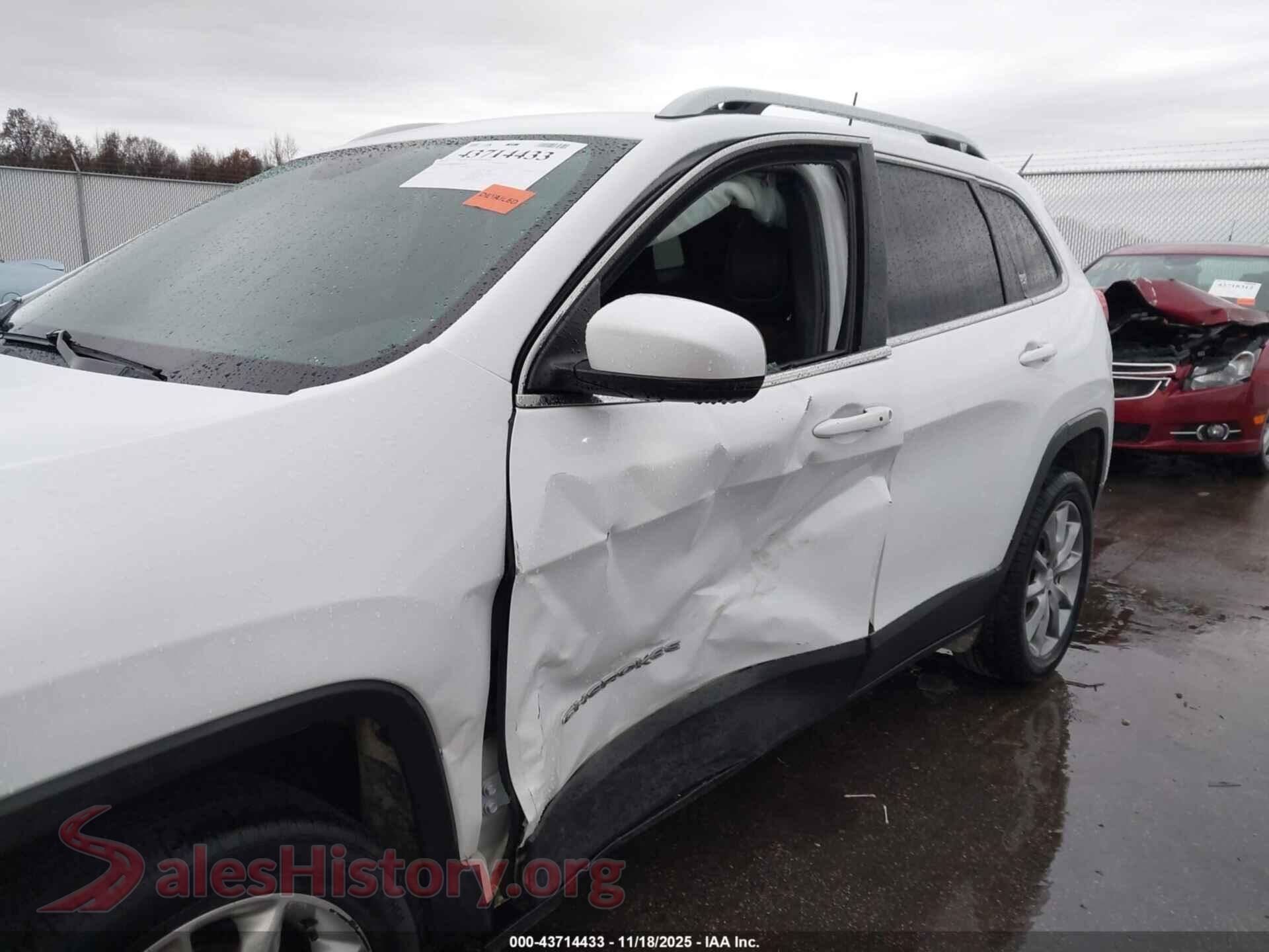 2018 JEEP CHEROKEE VIN 1C4PJMDB5JD562548, rear passenger side