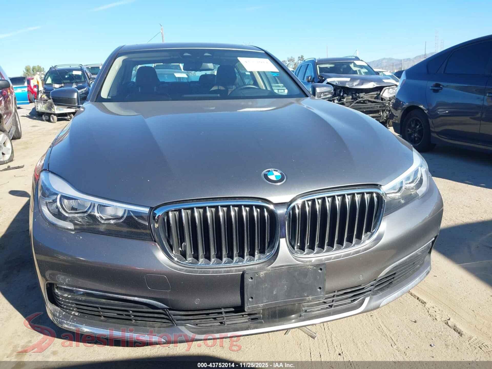 2018 BMW 740I VIN WBA7E2C54JG742961, damage close-up