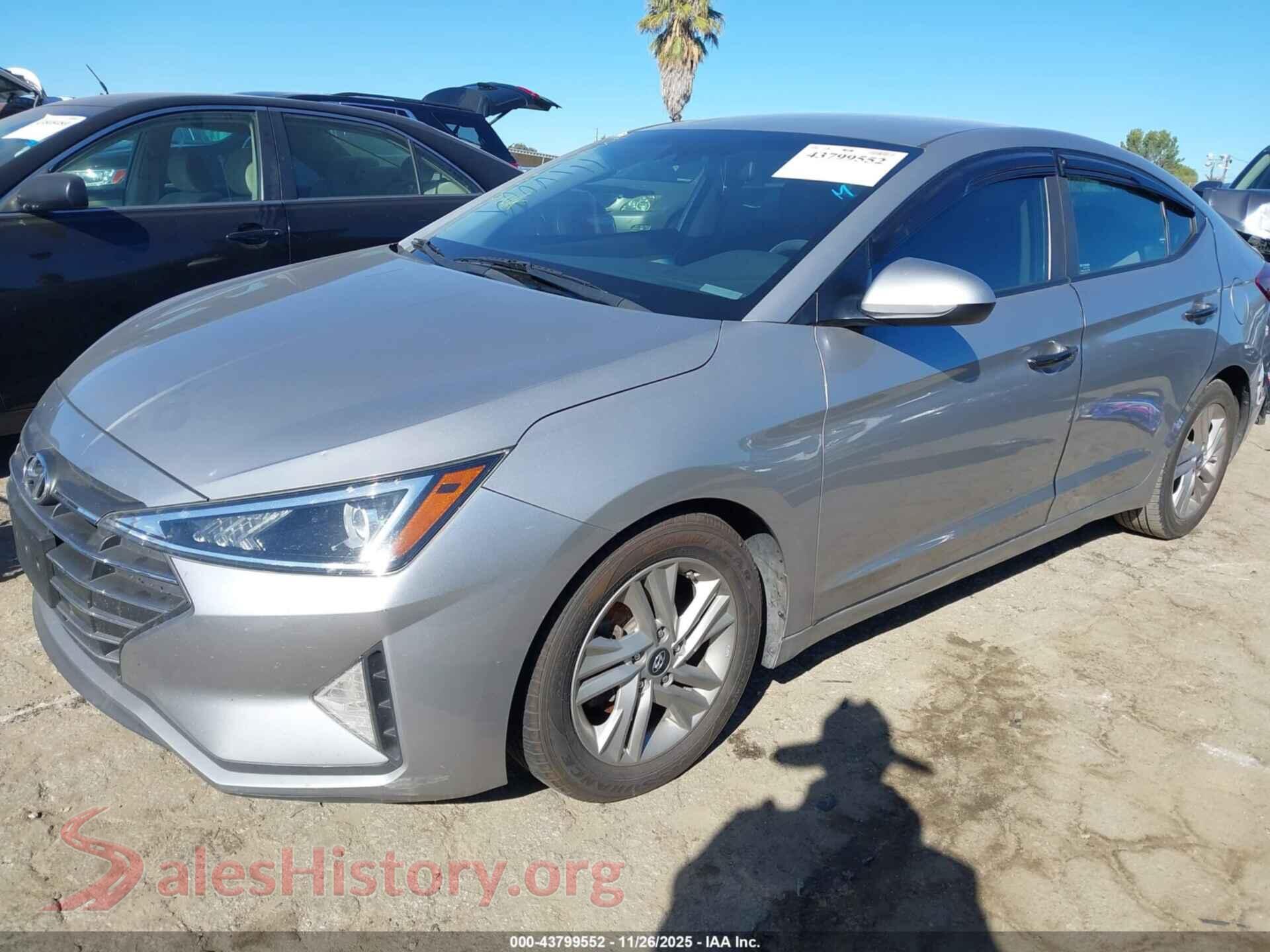 2020 HYUNDAI ELANTRA VIN 5NPD84LF0LH573263, front view
