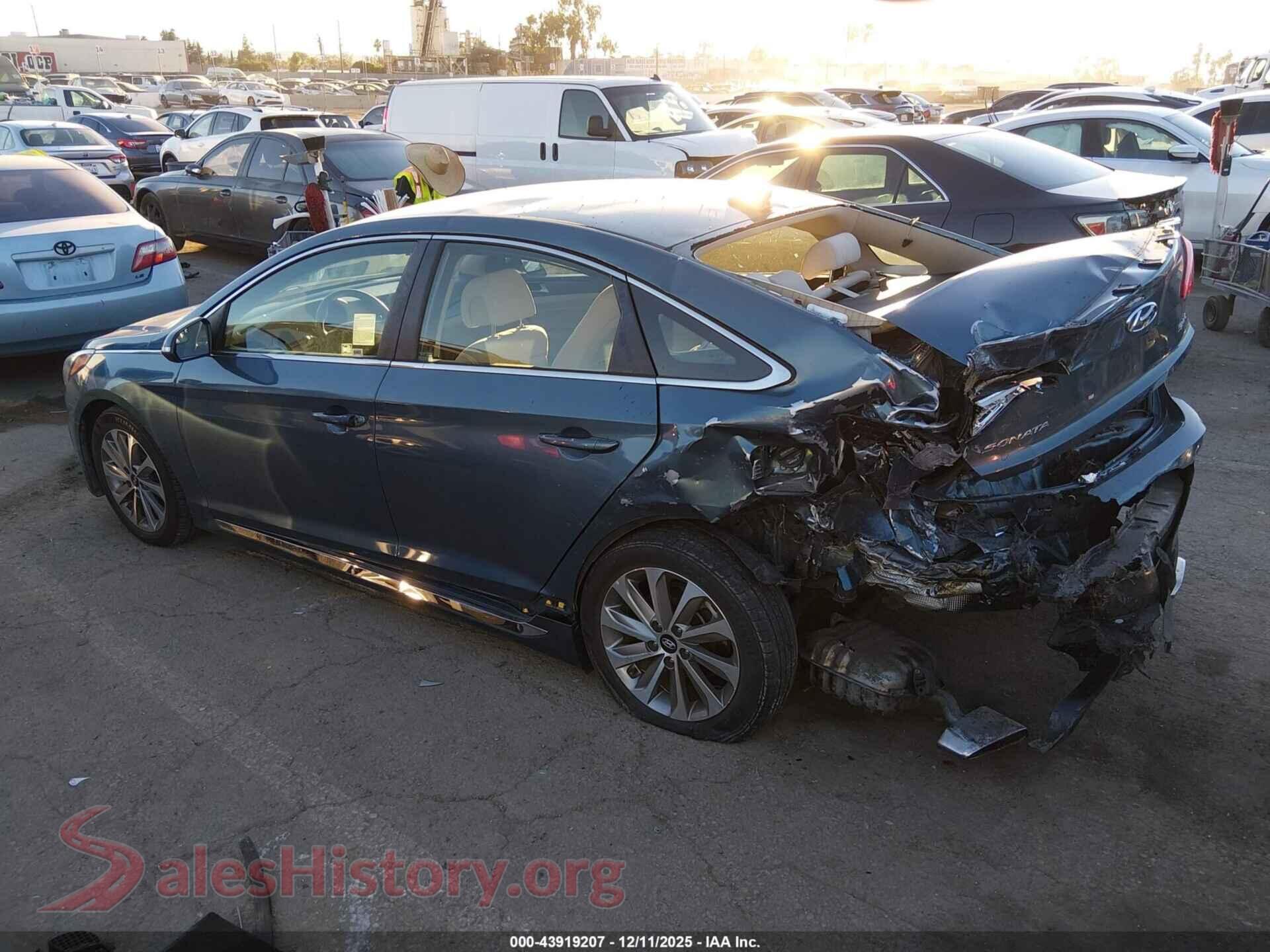 2017 HYUNDAI SONATA VIN 5NPE34AF8HH550620, driver side view