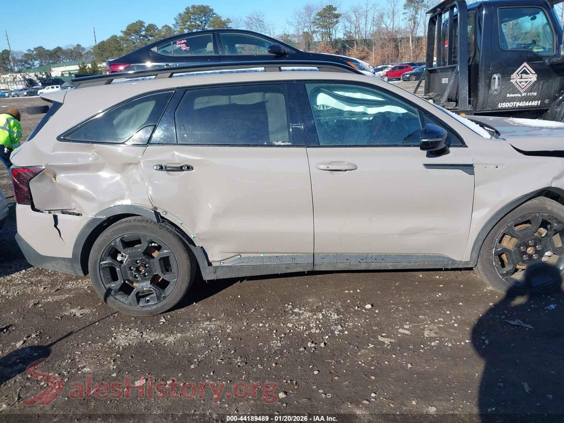 2024 KIA SORENTO VIN 5XYRHDJF4RG307186, auction photo 13