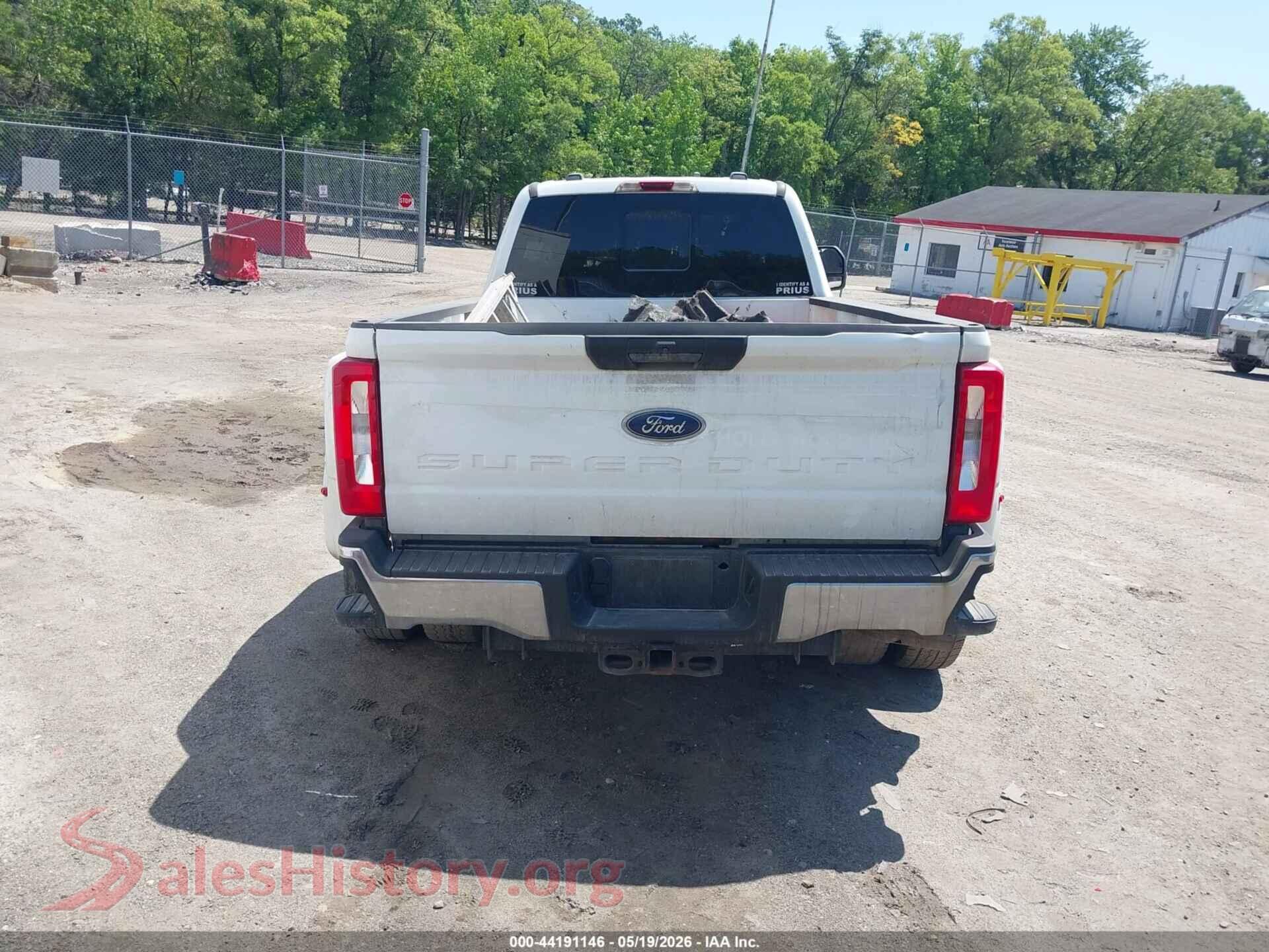 2023 FORD F-350 VIN 1FT8W3DT9PED07137, front passenger side
