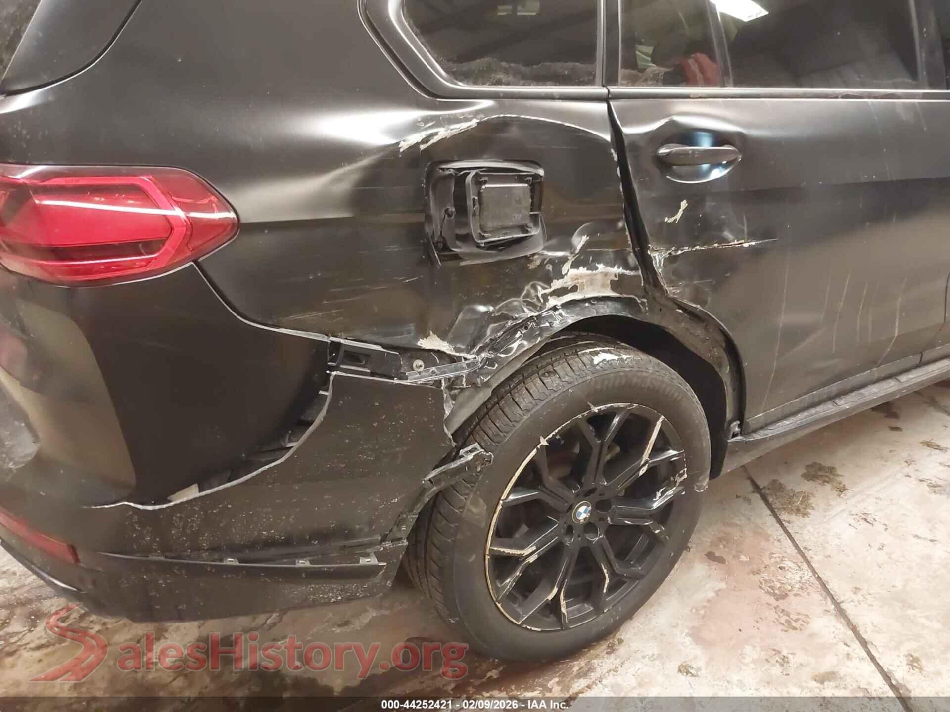 2021 BMW X7 VIN 5UXCW2C0XM9F68049, rear passenger side