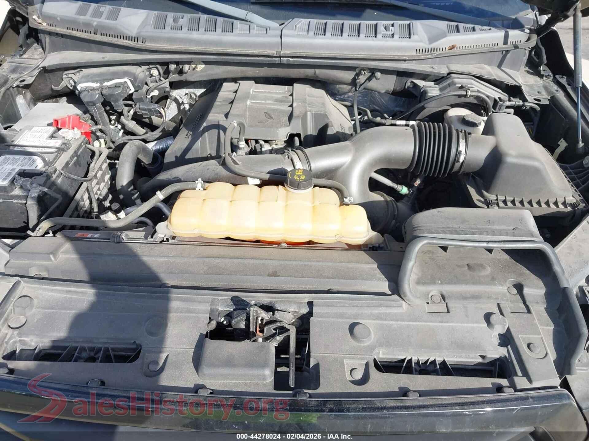 2017 FORD F-150 VIN 1FTEX1EPXHFC00812, interior dashboard