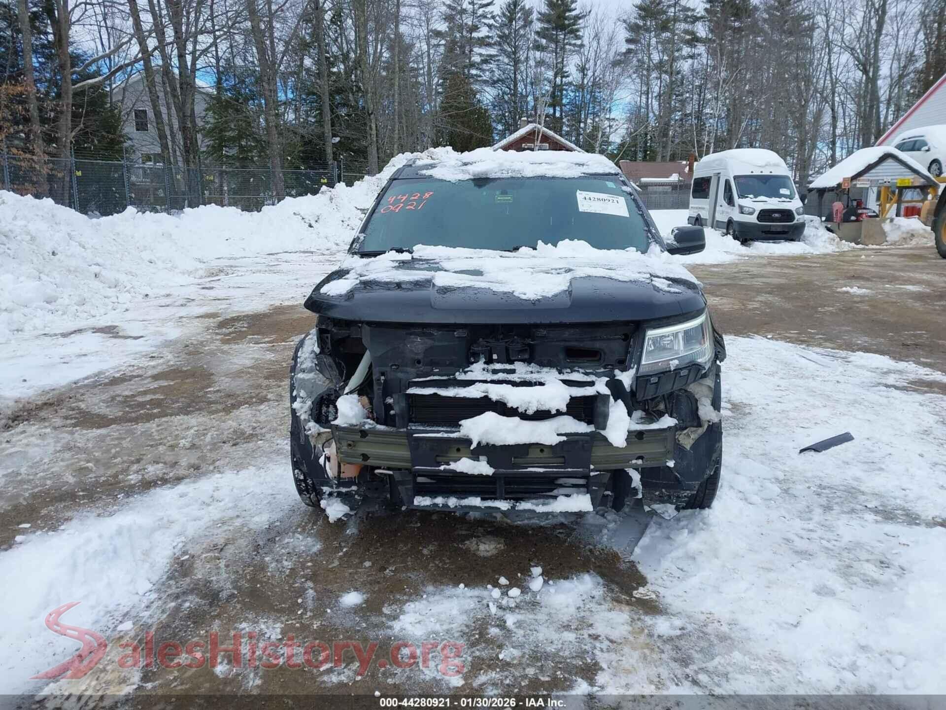 2018 FORD EXPLORER VIN 1FM5K8D85JGA33336, damage close-up