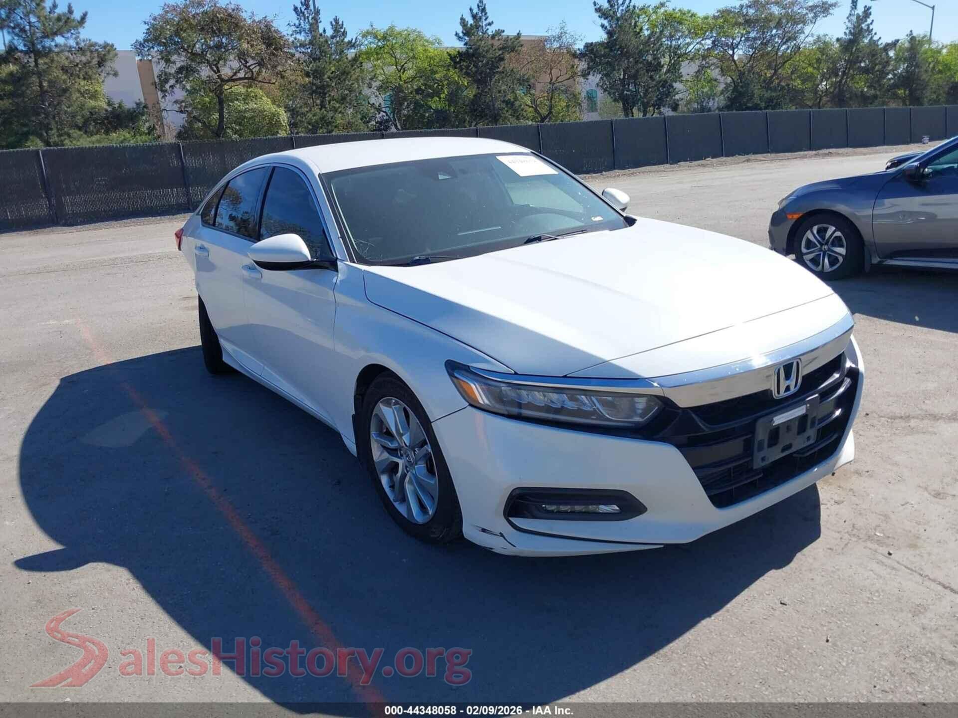 1HGCV1F10JA109723 2018 HONDA ACCORD