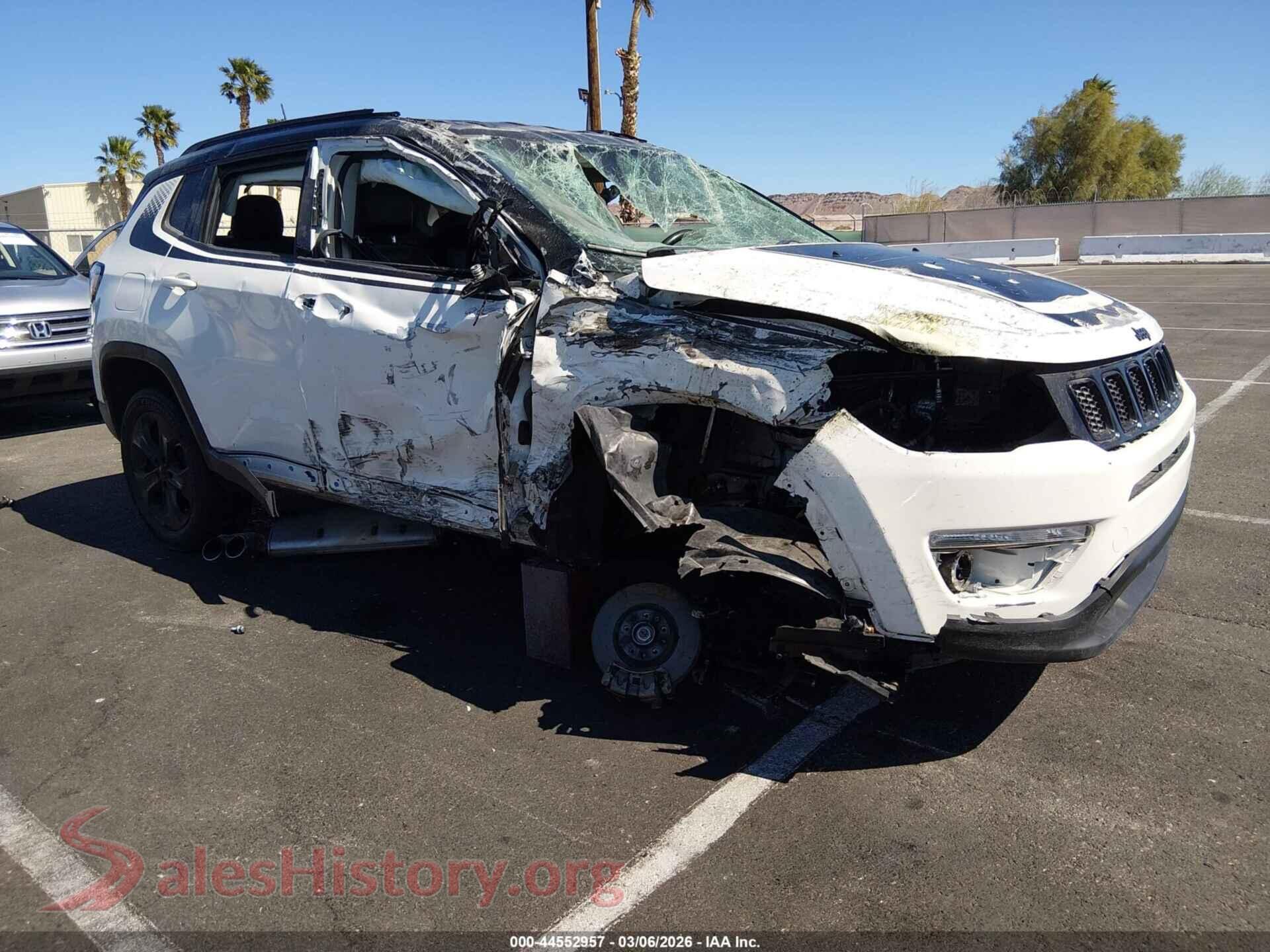 3C4NJCBB4JT327248 2018 JEEP COMPASS