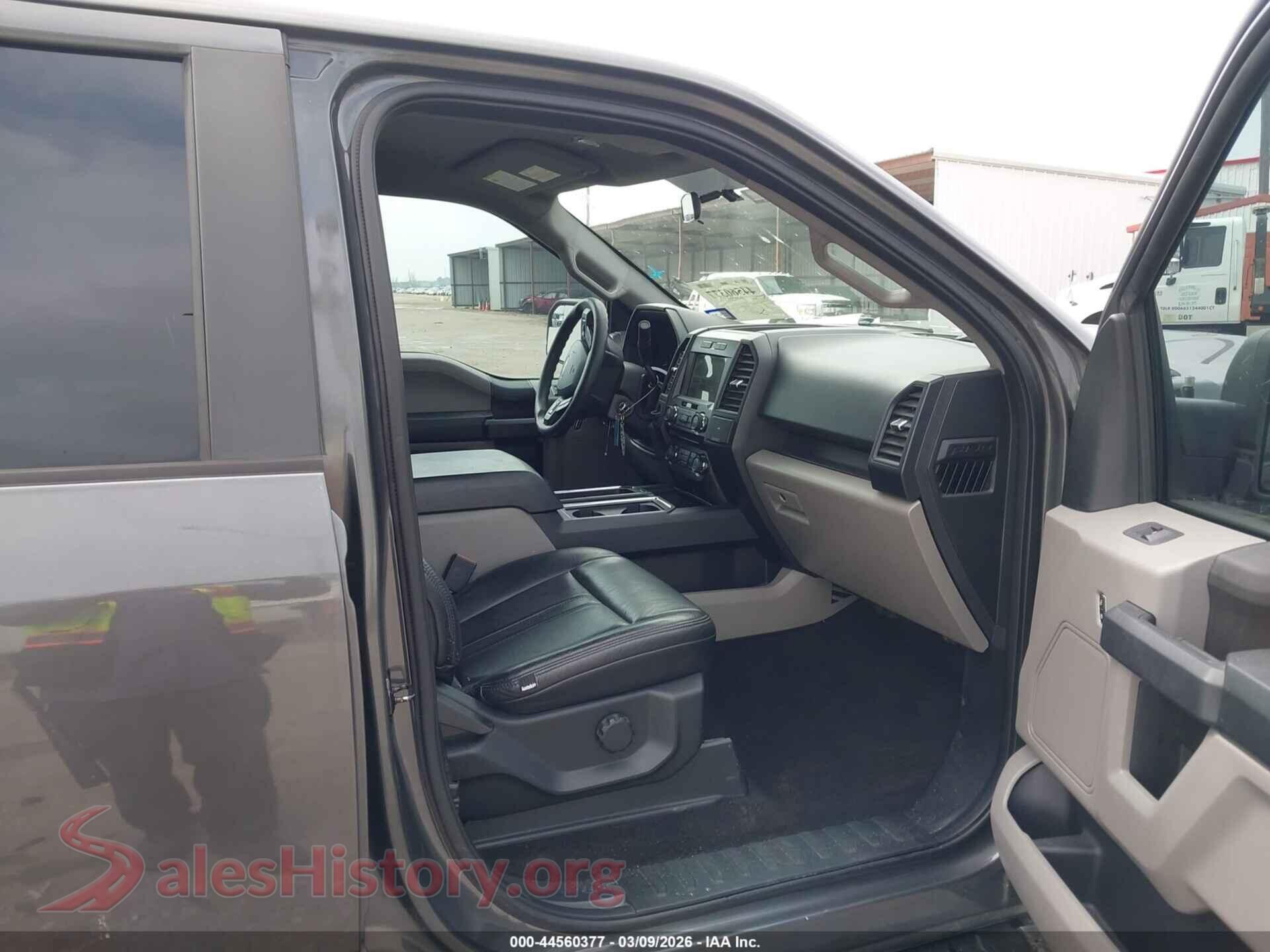 2018 FORD F-150 VIN 1FTEW1CP0JKF70590, rear view