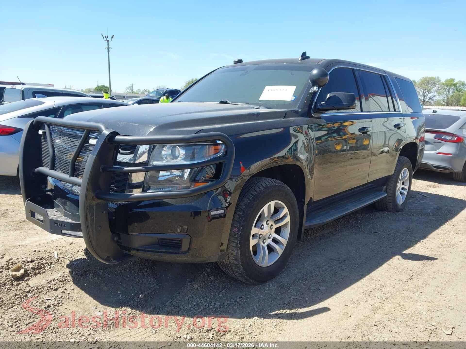 2017 CHEVROLET TAHOE VIN 1GNSKFEC6HR313576, front view