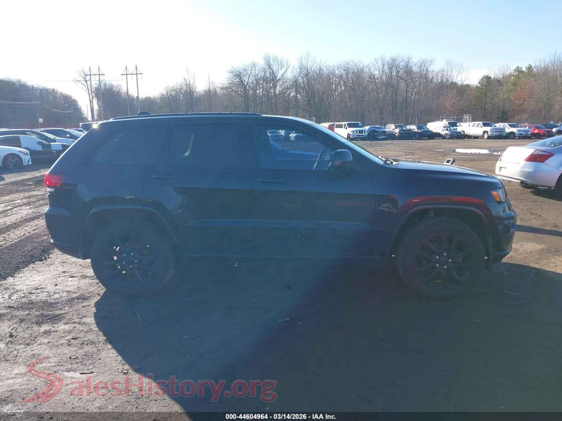 2018 JEEP GRAND CHEROKEE VIN 1C4RJFAG2JC123673, auction photo 13