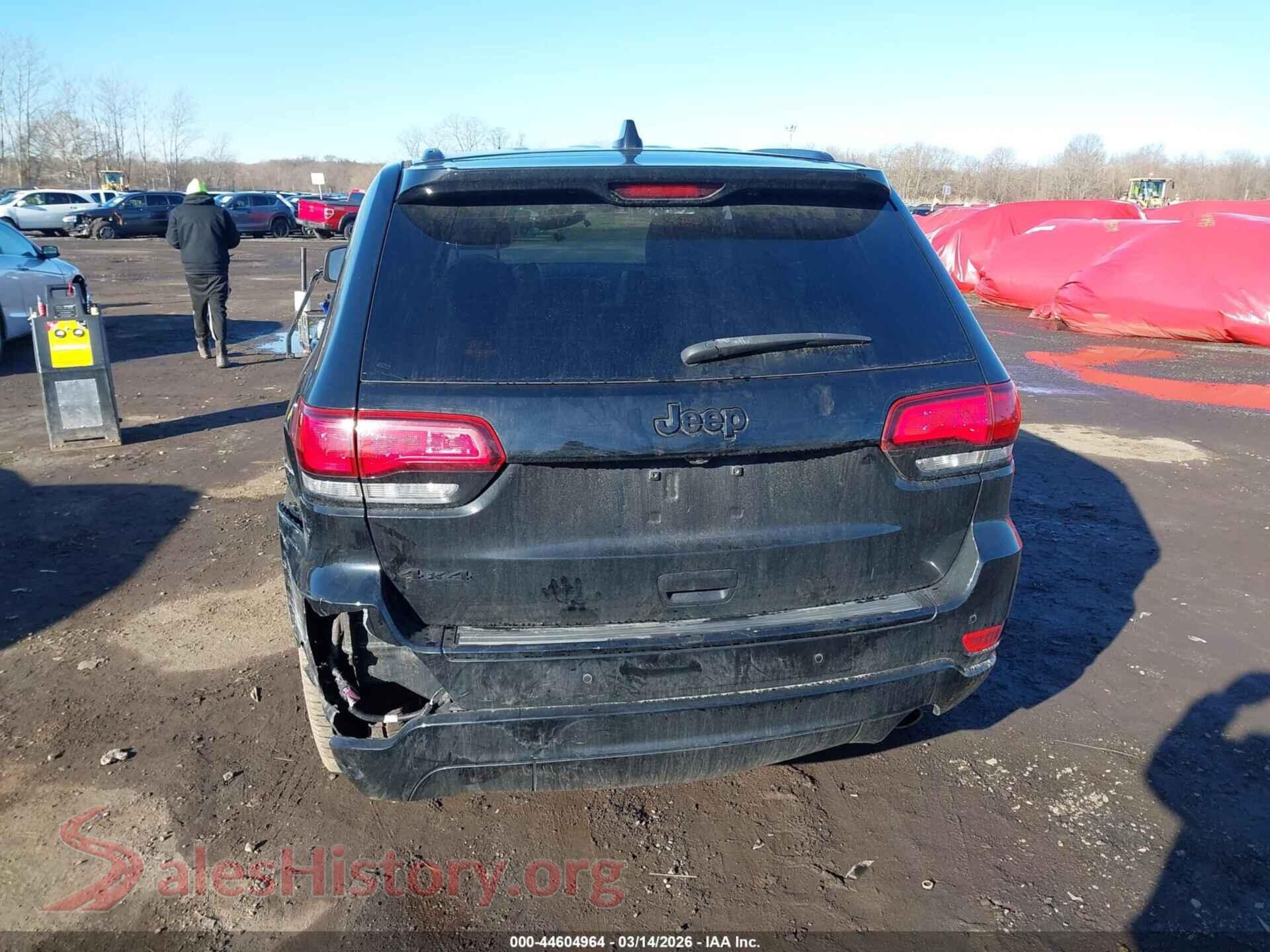 2018 JEEP GRAND CHEROKEE VIN 1C4RJFAG2JC123673, auction photo 17
