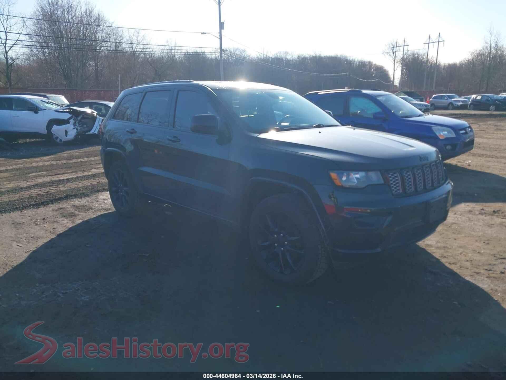 1C4RJFAG2JC123673 2018 JEEP GRAND CHEROKEE