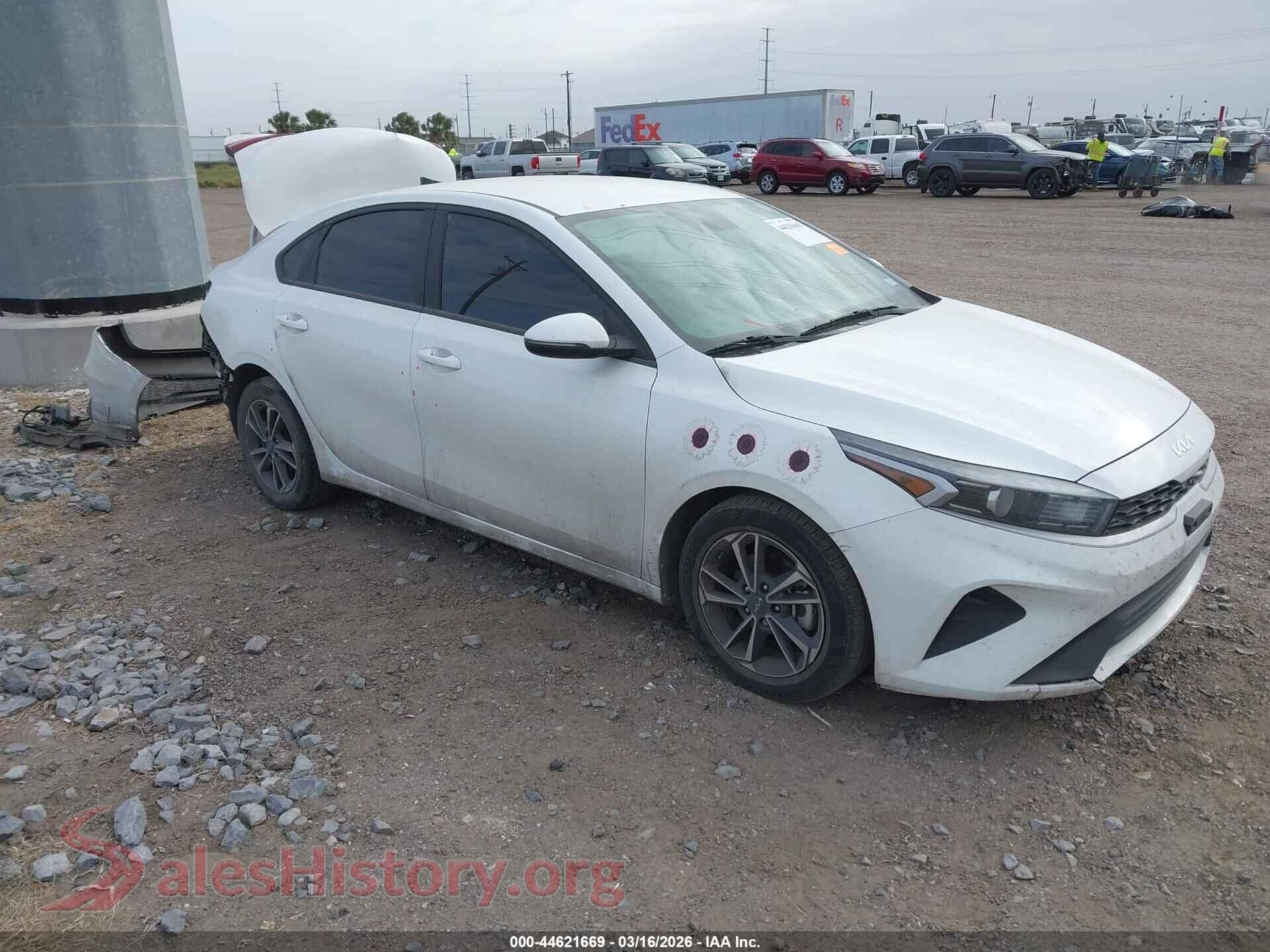 3KPF24AD7RE739237 2024 KIA FORTE